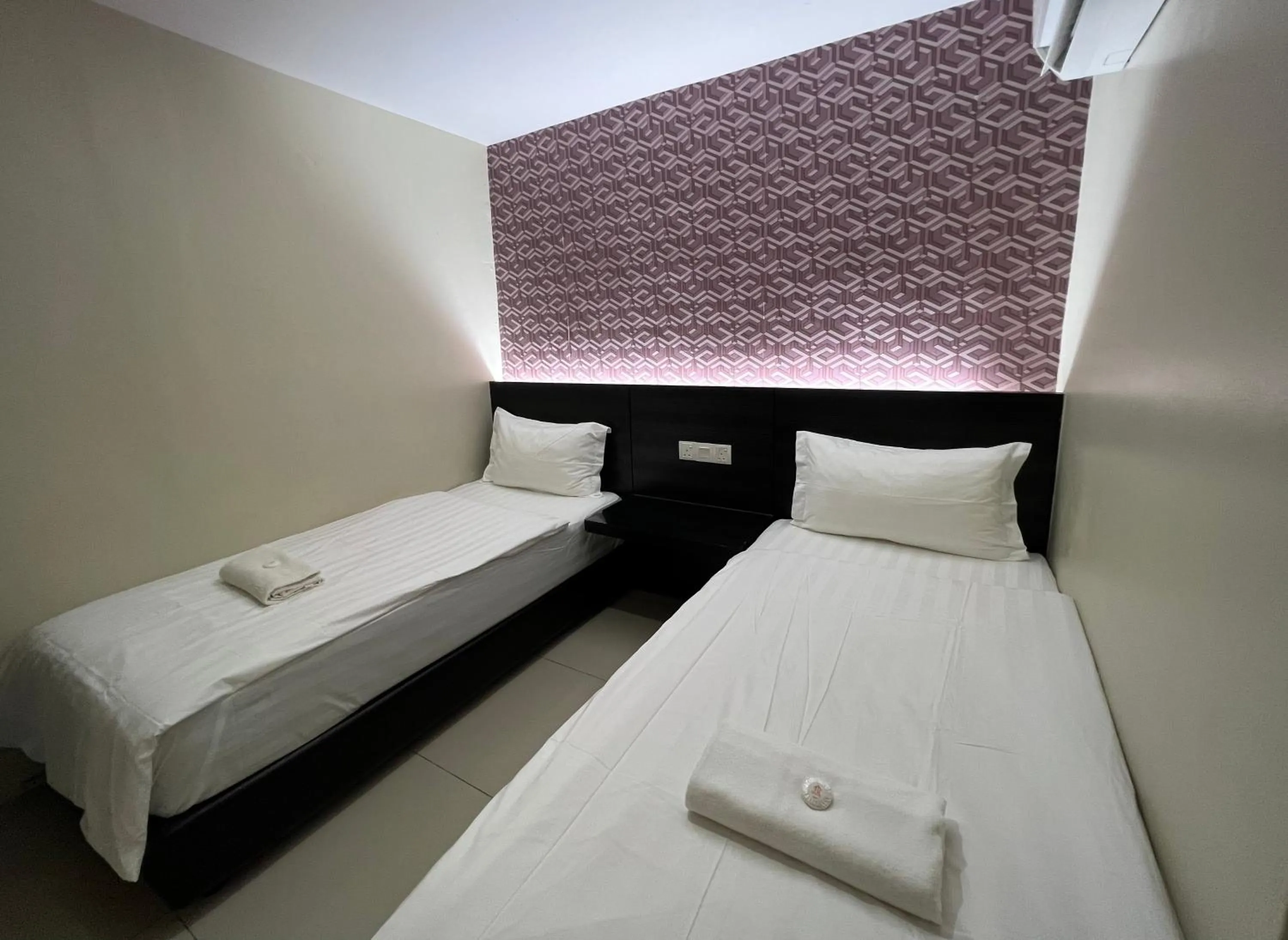 Bed in Pekan Auto City Budget Hotel
