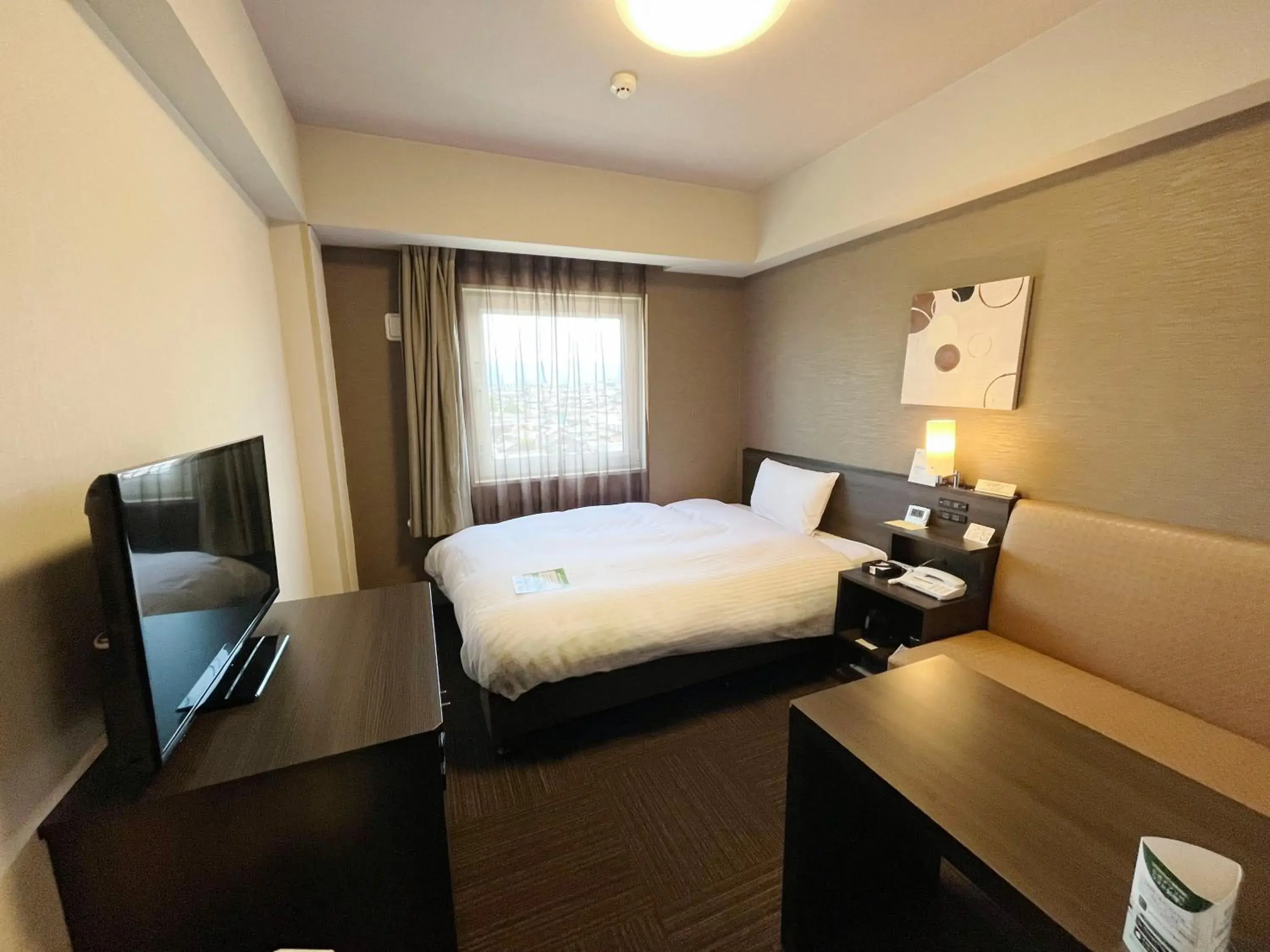 Superior Single Room - single occupancy - Non-Smoking in Hotel Route-Inn Higashiomi Yokaichi Ekimae Superior Single Room - single occupancy - Non-Smoking in Hotel Route-Inn Higashiomi Yokaichi Ekimae