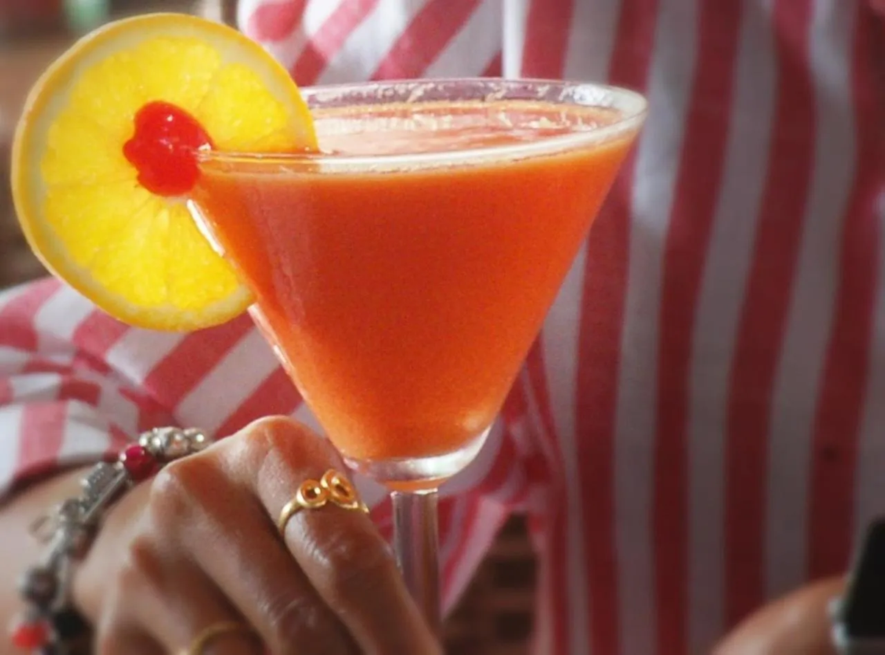 Restaurant/places to eat in Island Tiki Paradise Resort