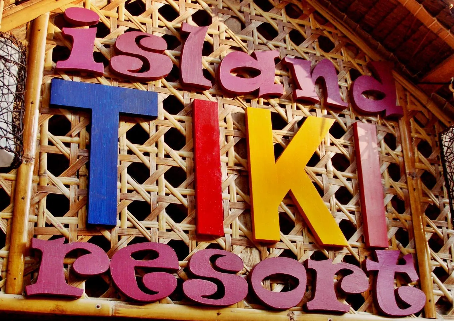 Facade/entrance in Island Tiki Paradise Resort
