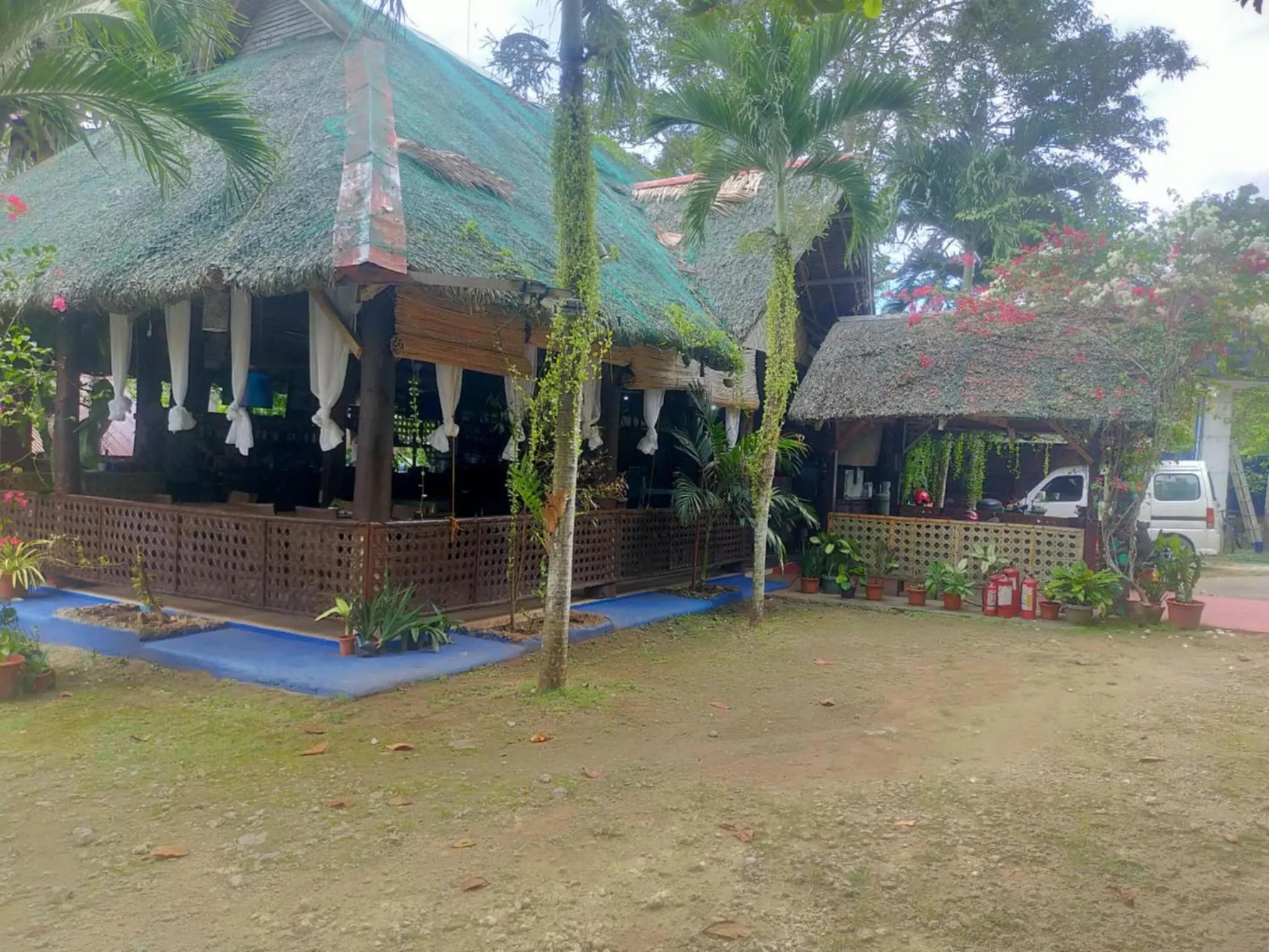 Property building in Island Tiki Paradise Resort