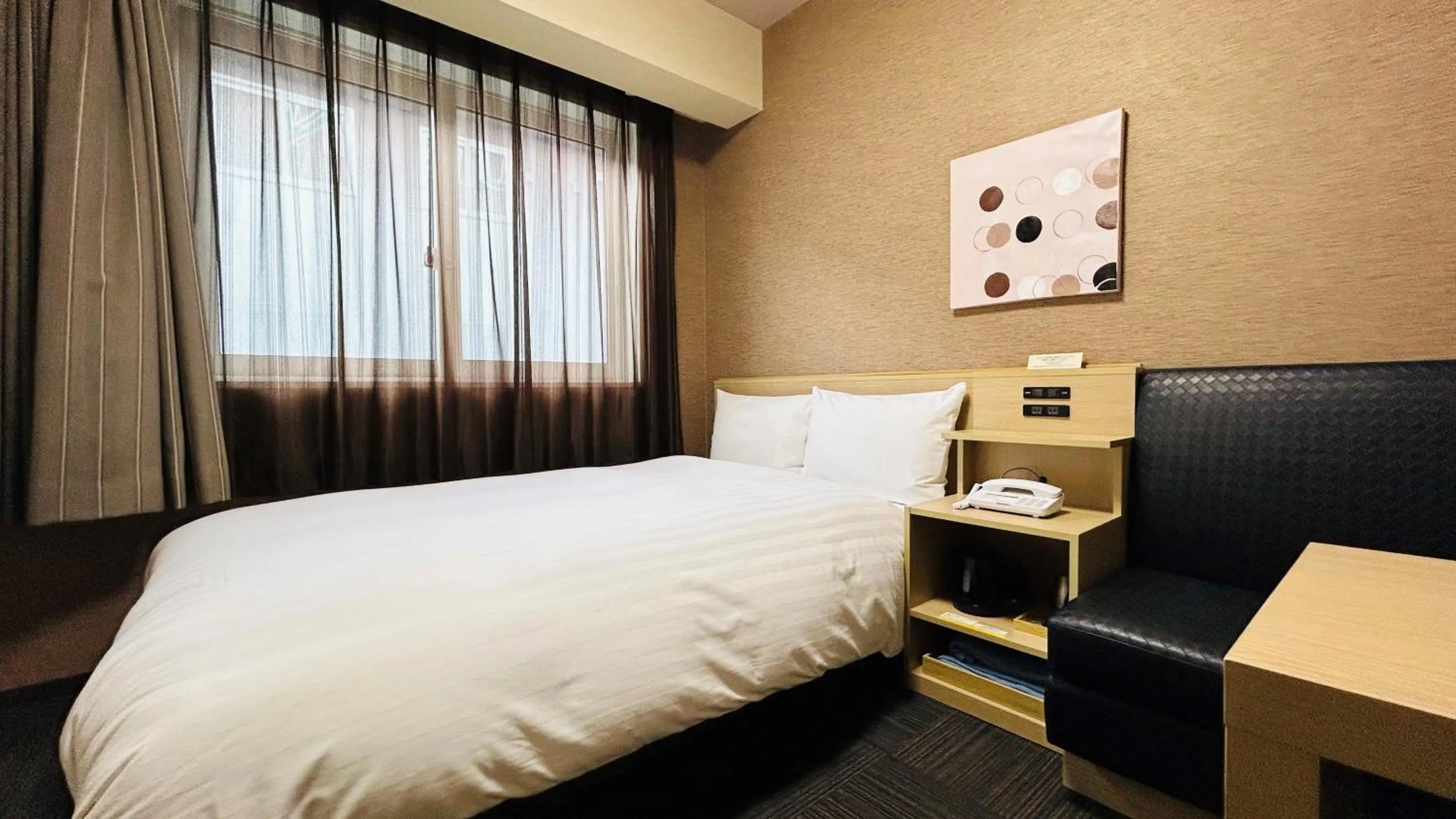 Photo of the whole room, Bed in ​Hotel Route-Inn Kumagaya​
