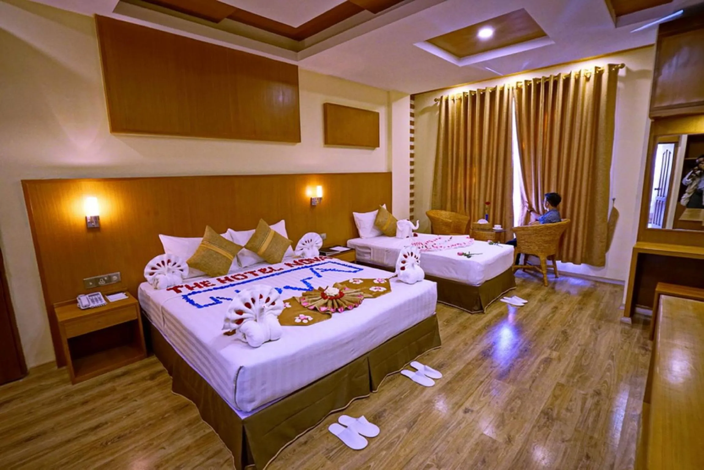 Shower, Bed in The Hotel Nova