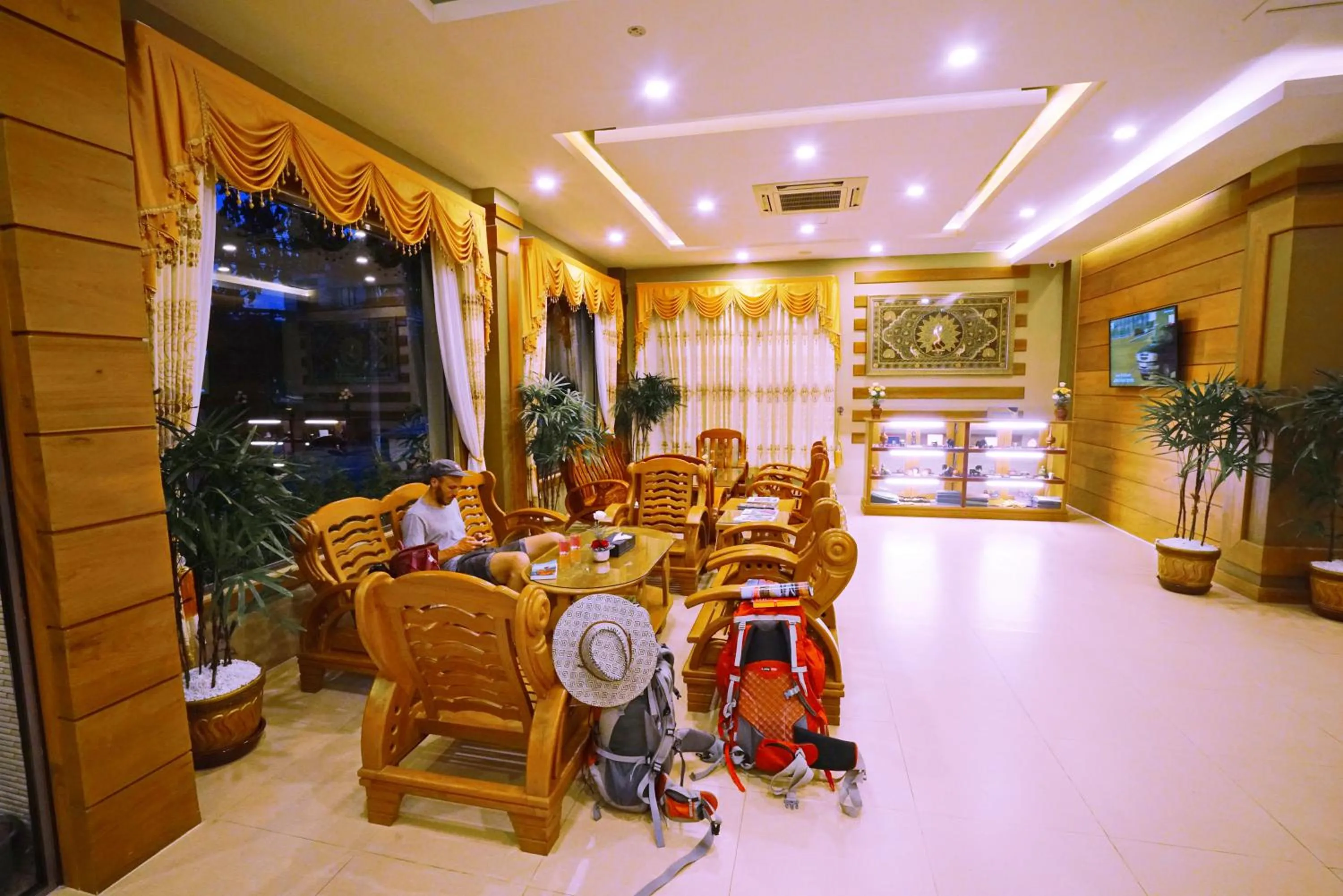 People in The Hotel Nova