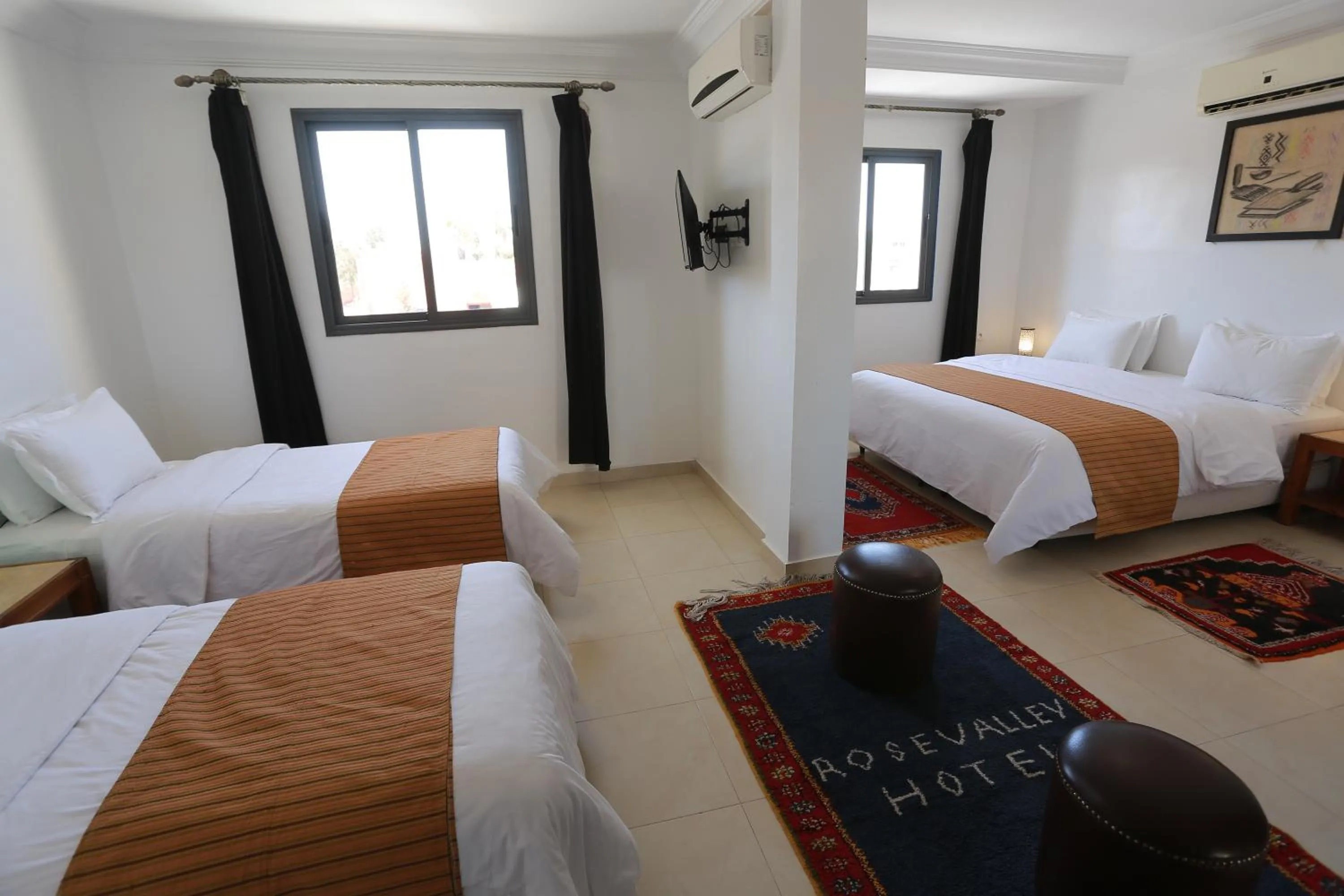 Bedroom, Bed in Rose Valley Hotel