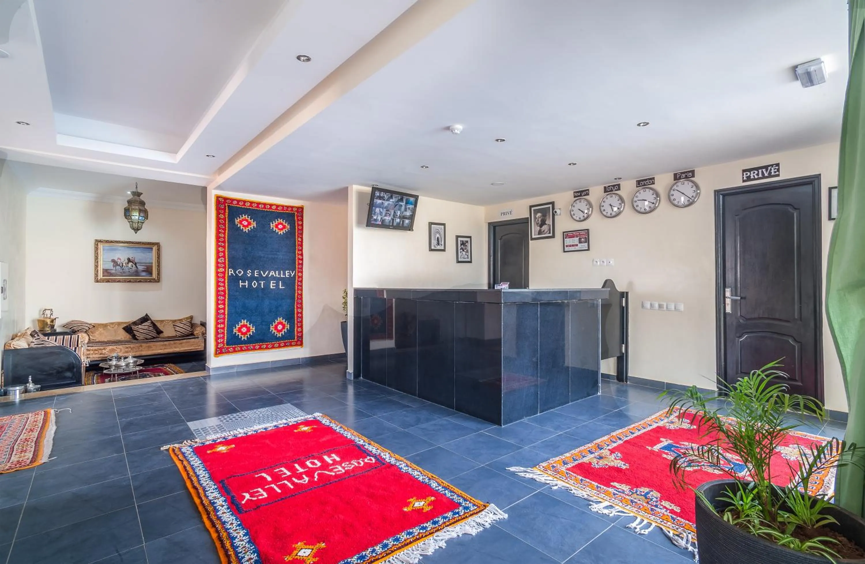 Area and facilities in Rose Valley Hotel