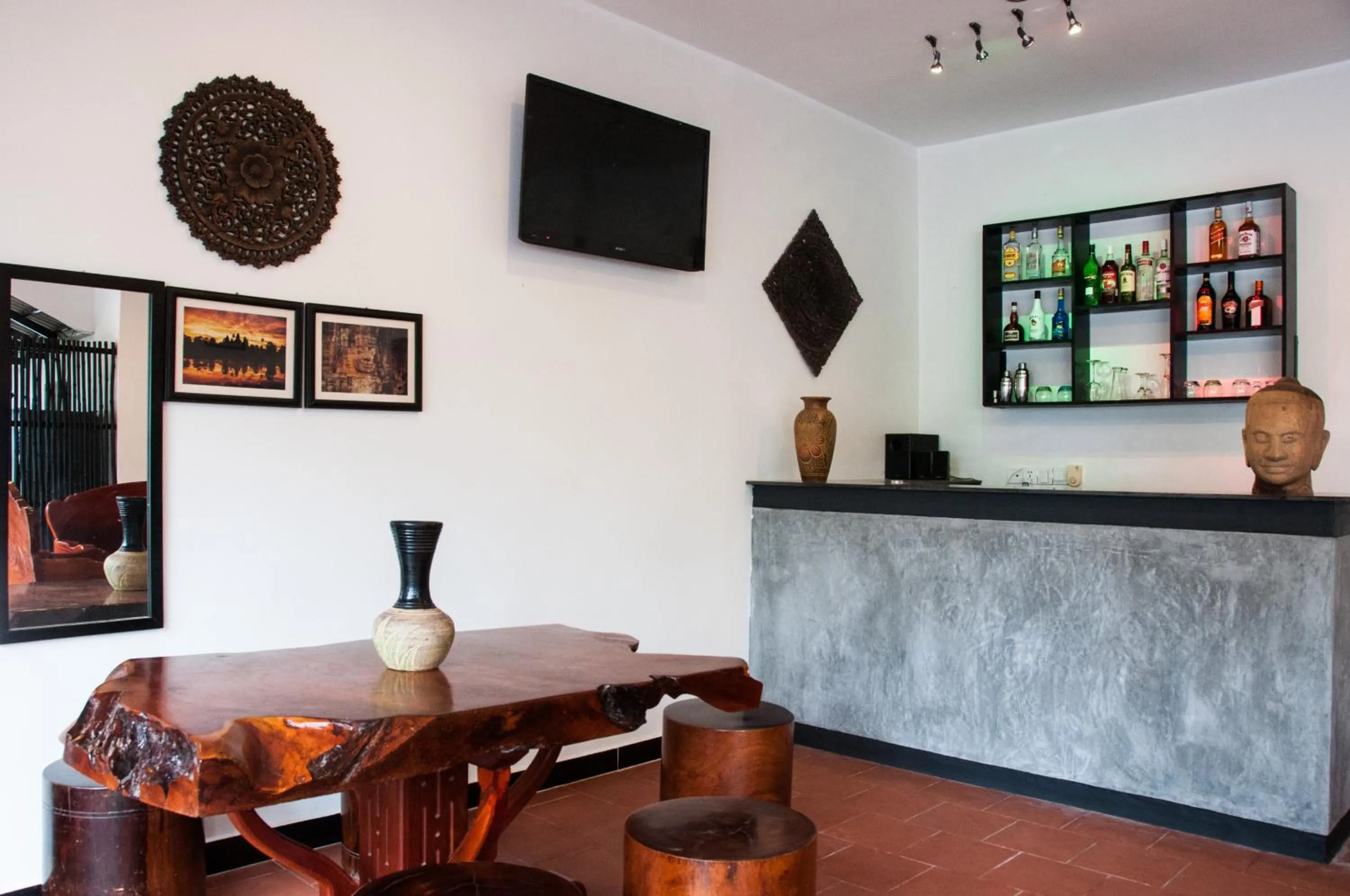 Lounge or bar in Private Boutique Home with Pool, The Fin Angkor Boutique