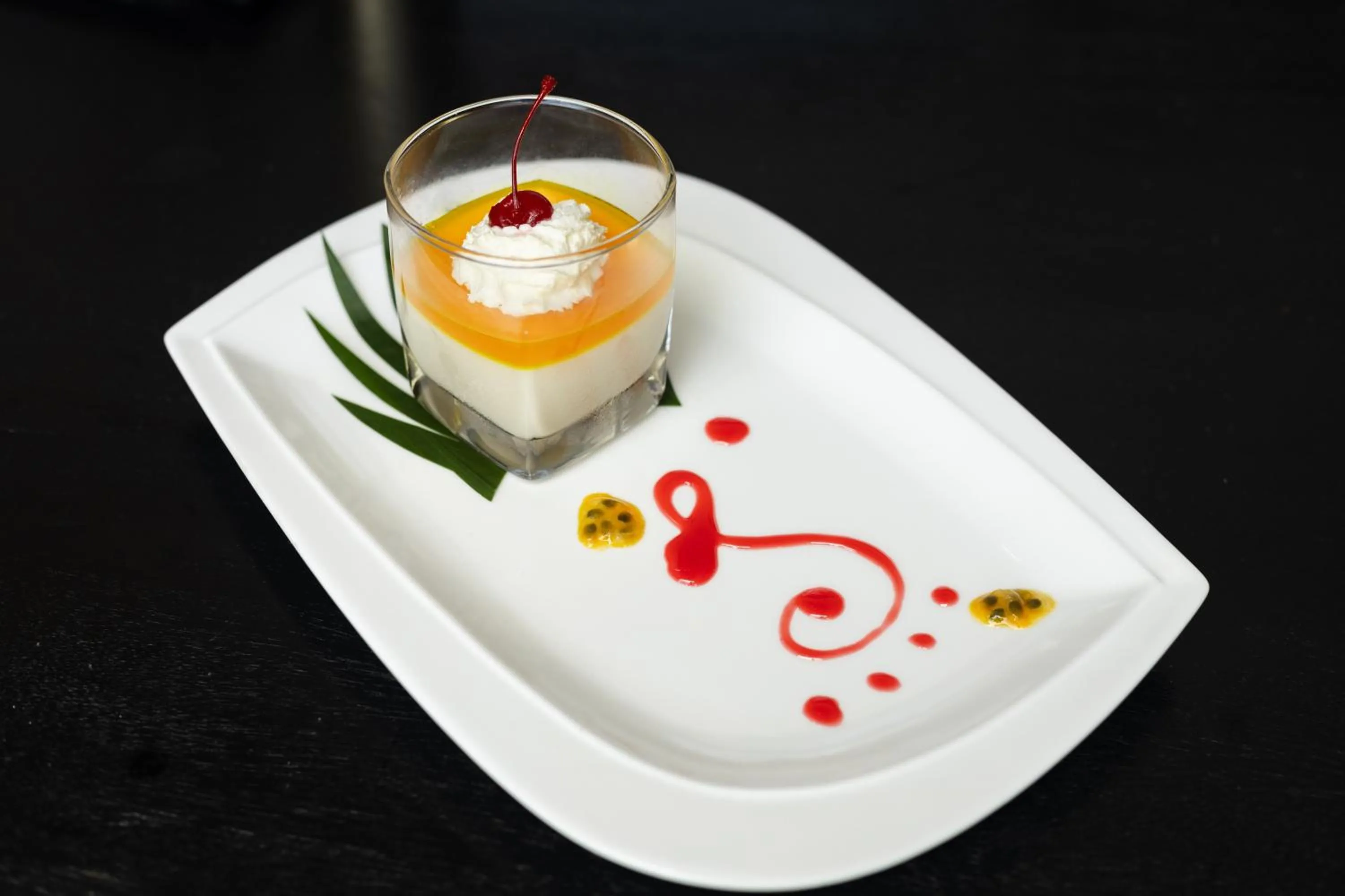 Food and drinks in Peak Elite Boutique