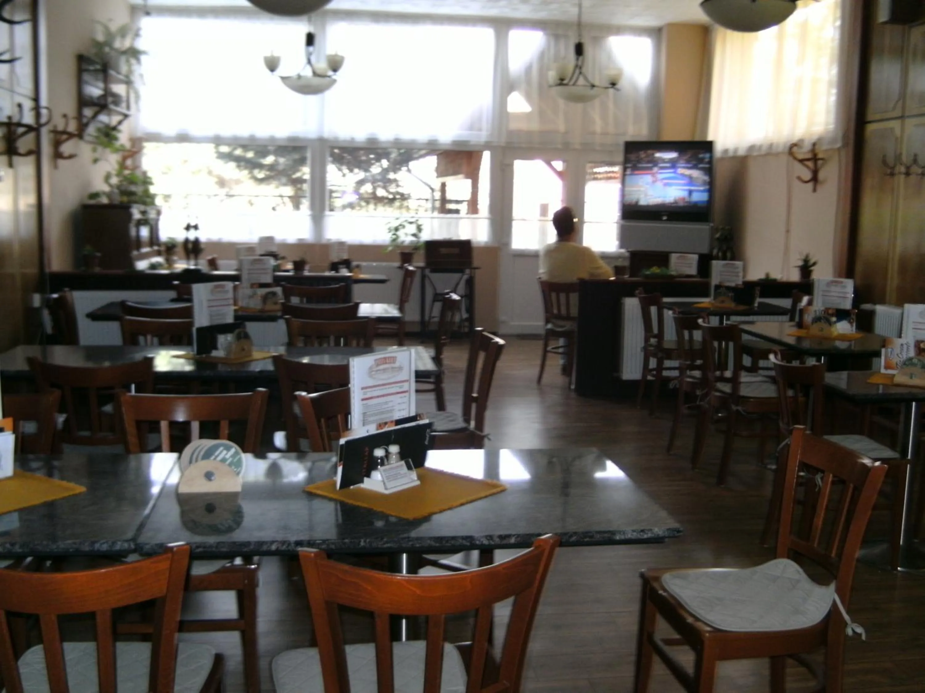 Restaurant/places to eat in Fenyő Panzió