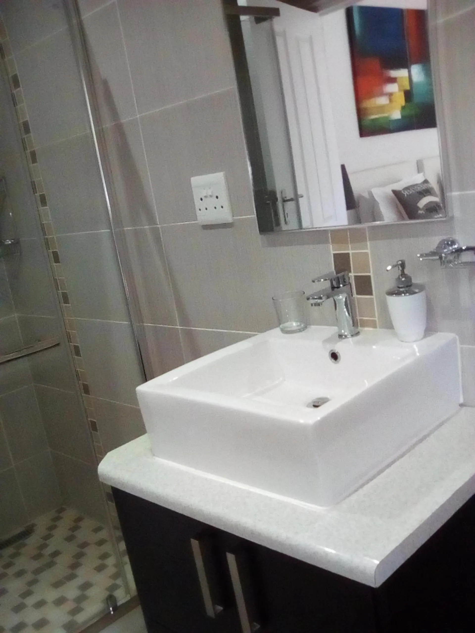 Bed in Lucolo Palace B&B - Mthatha