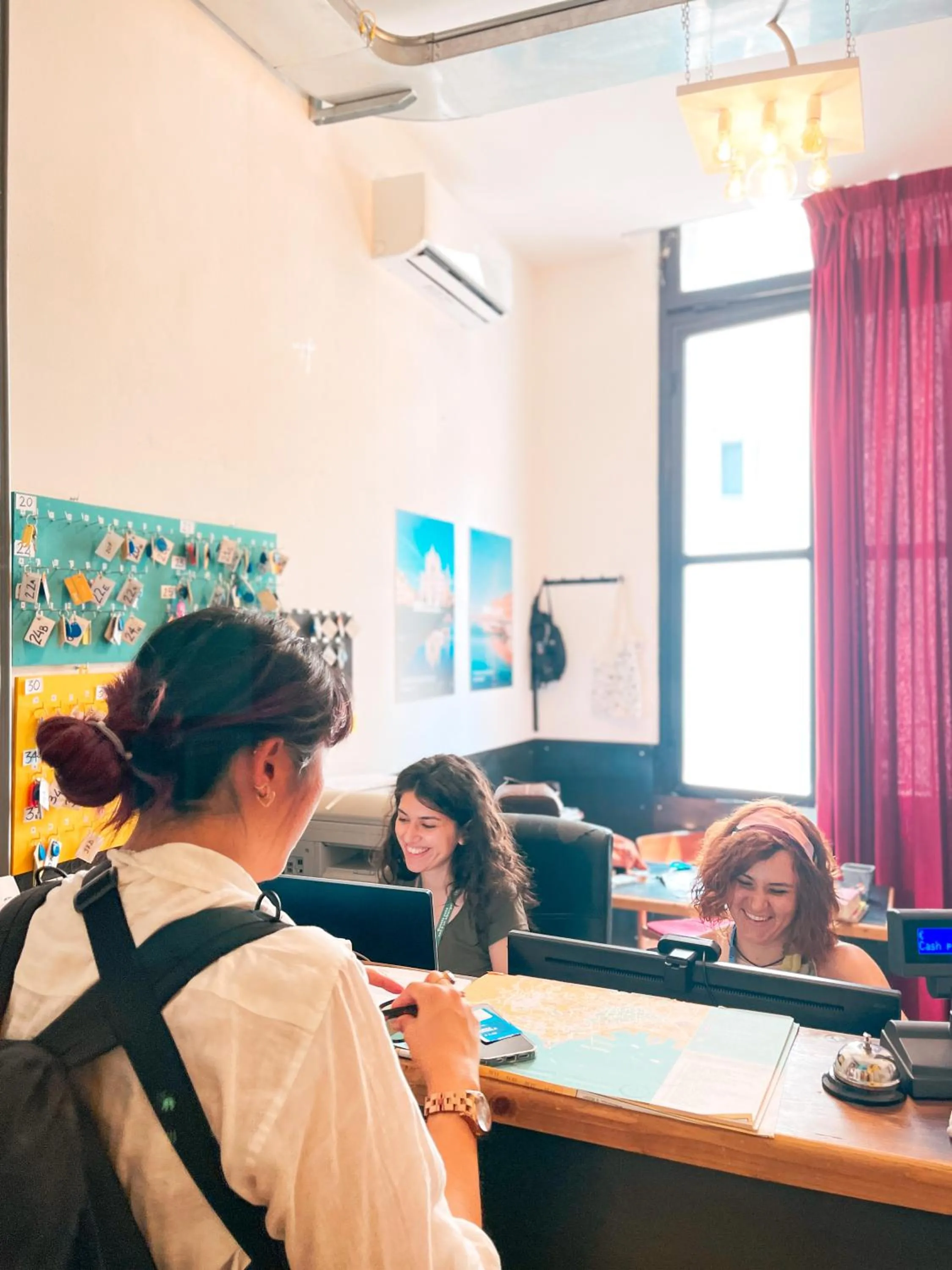 Lobby or reception in Ostello Bello Napoli