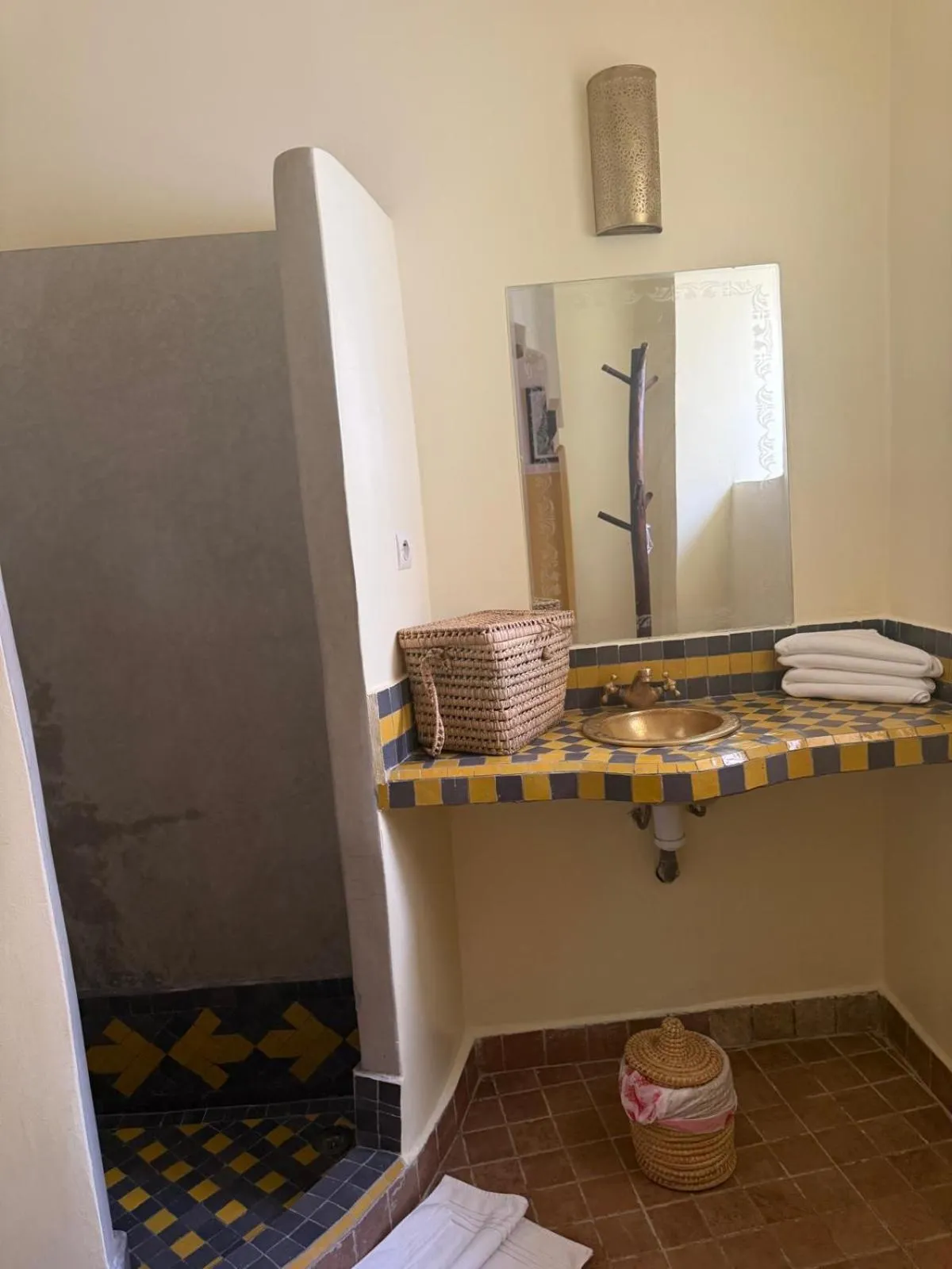 Shower in Riad Dihya