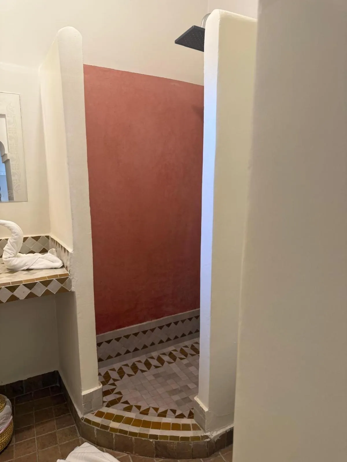 Shower in Riad Dihya