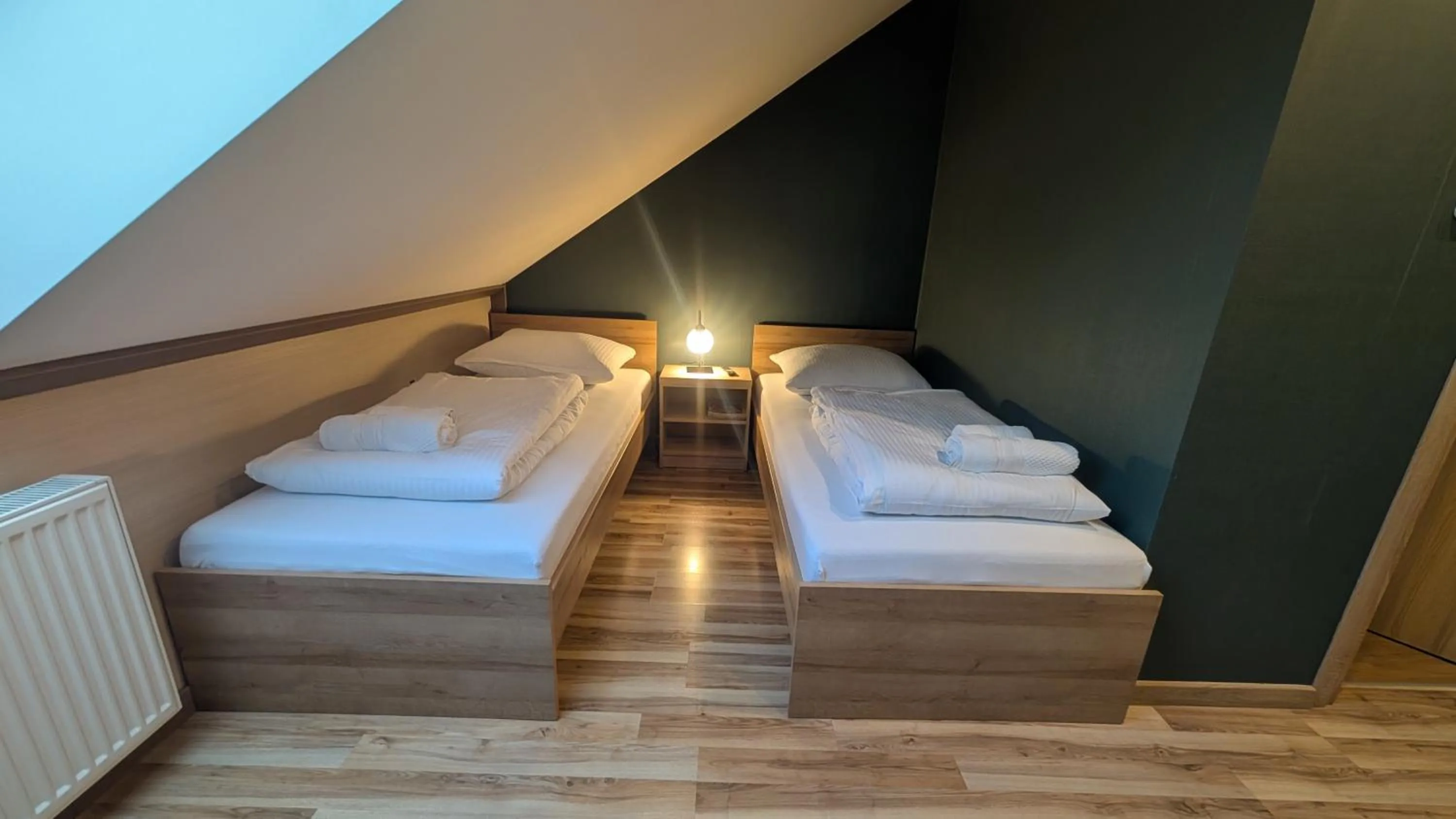 Photo of the whole room in FitnessFun