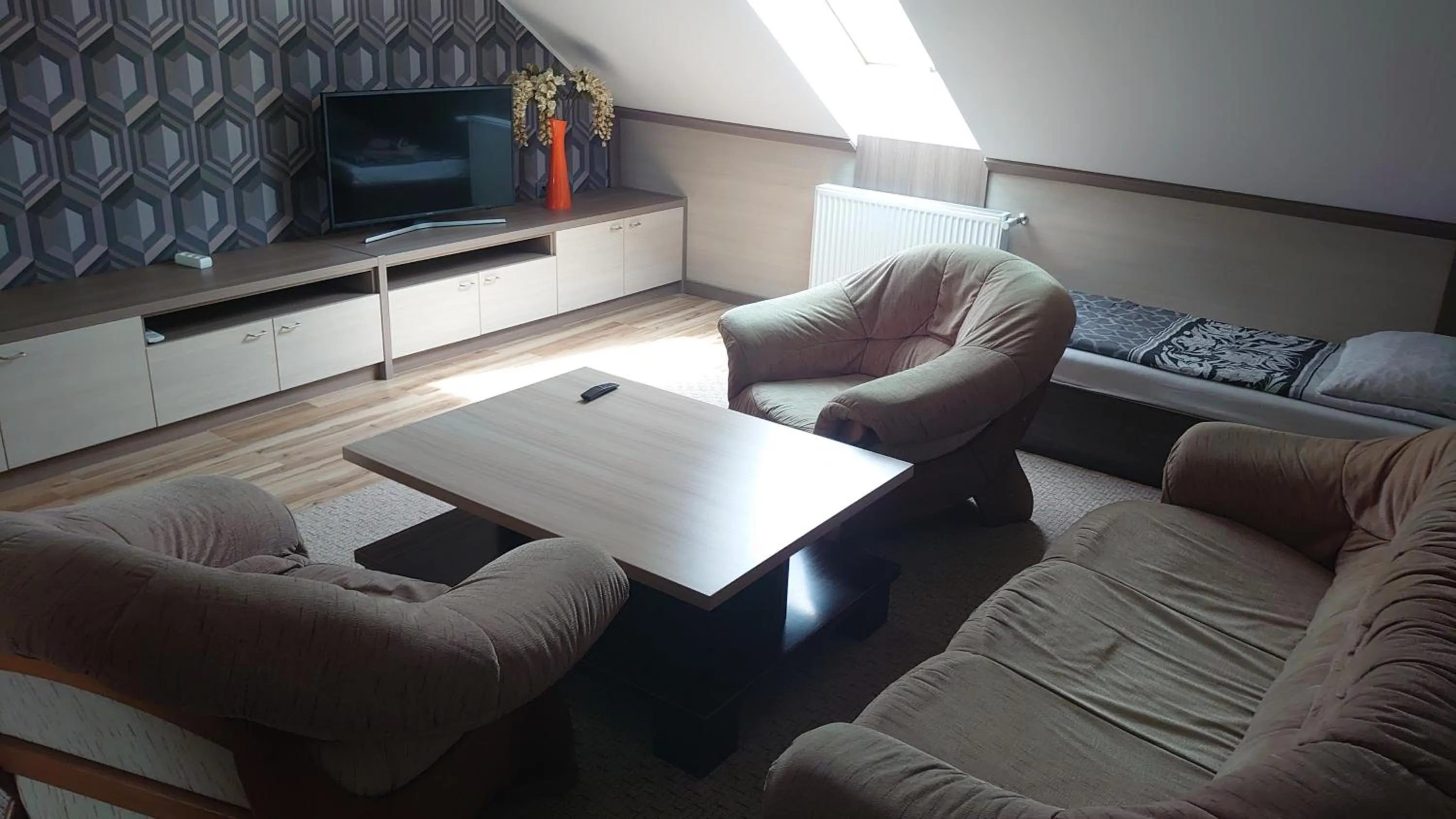 Photo of the whole room in FitnessFun