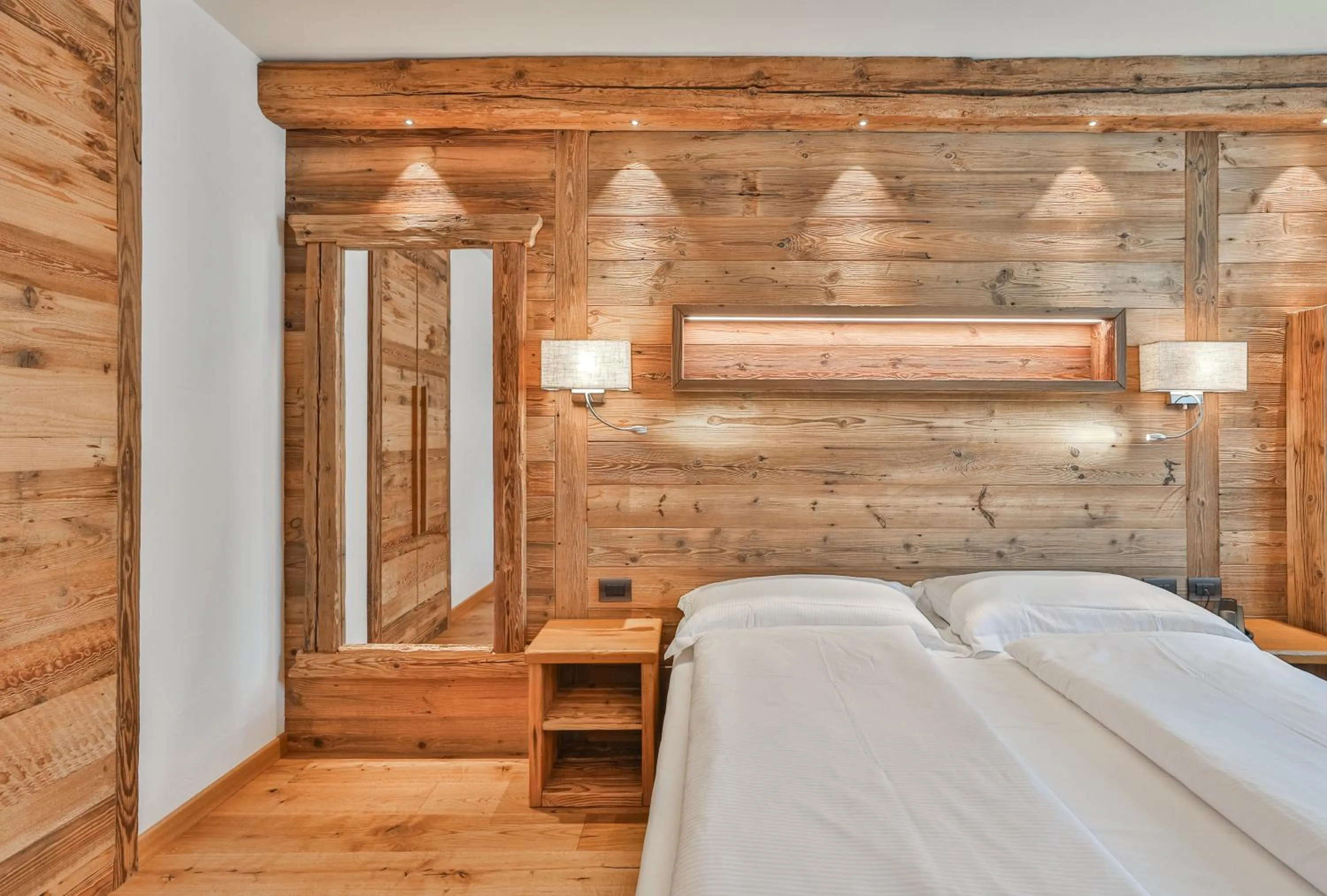 Bed in Garni Maso San Michele