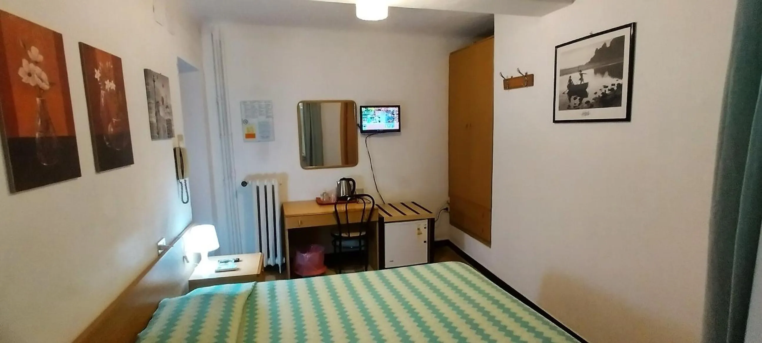 TV and multimedia, Bed in Hotel Major