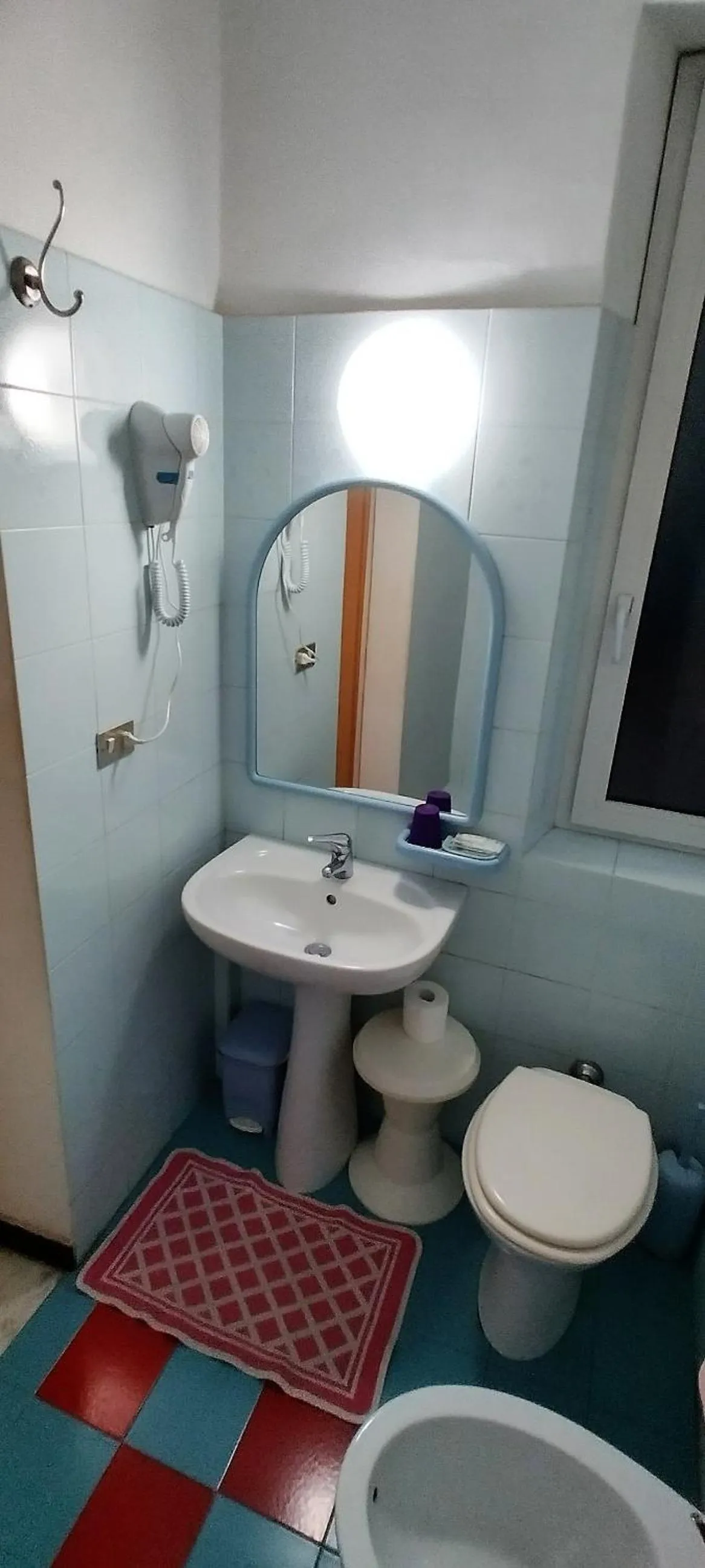 Toilet in Hotel Major
