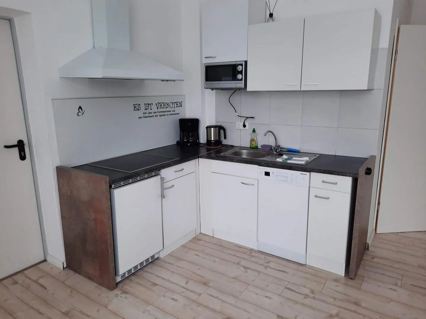 Kitchen or kitchenette in Gästehaus Laßbruch