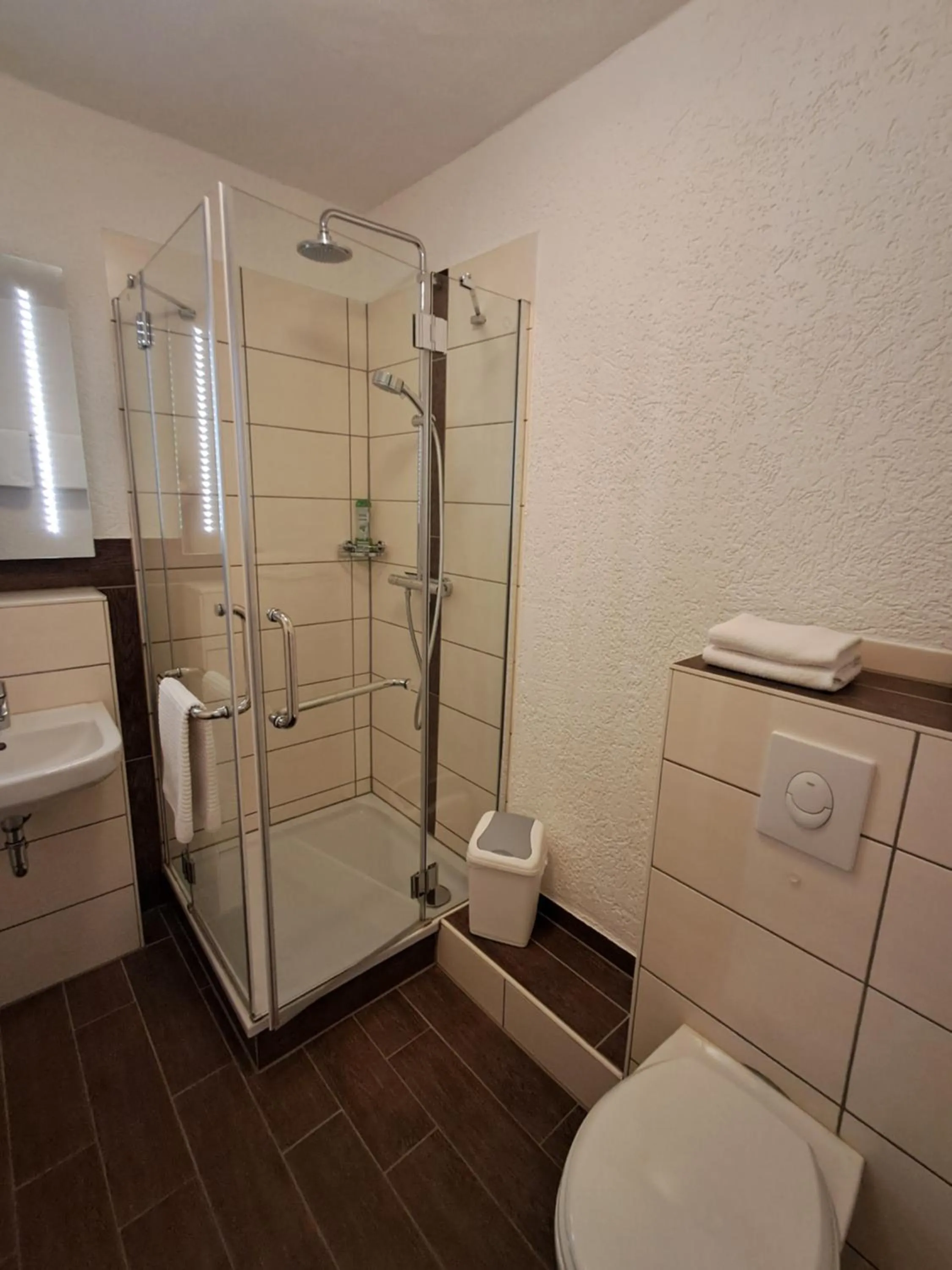 Shower in Gästehaus Laßbruch