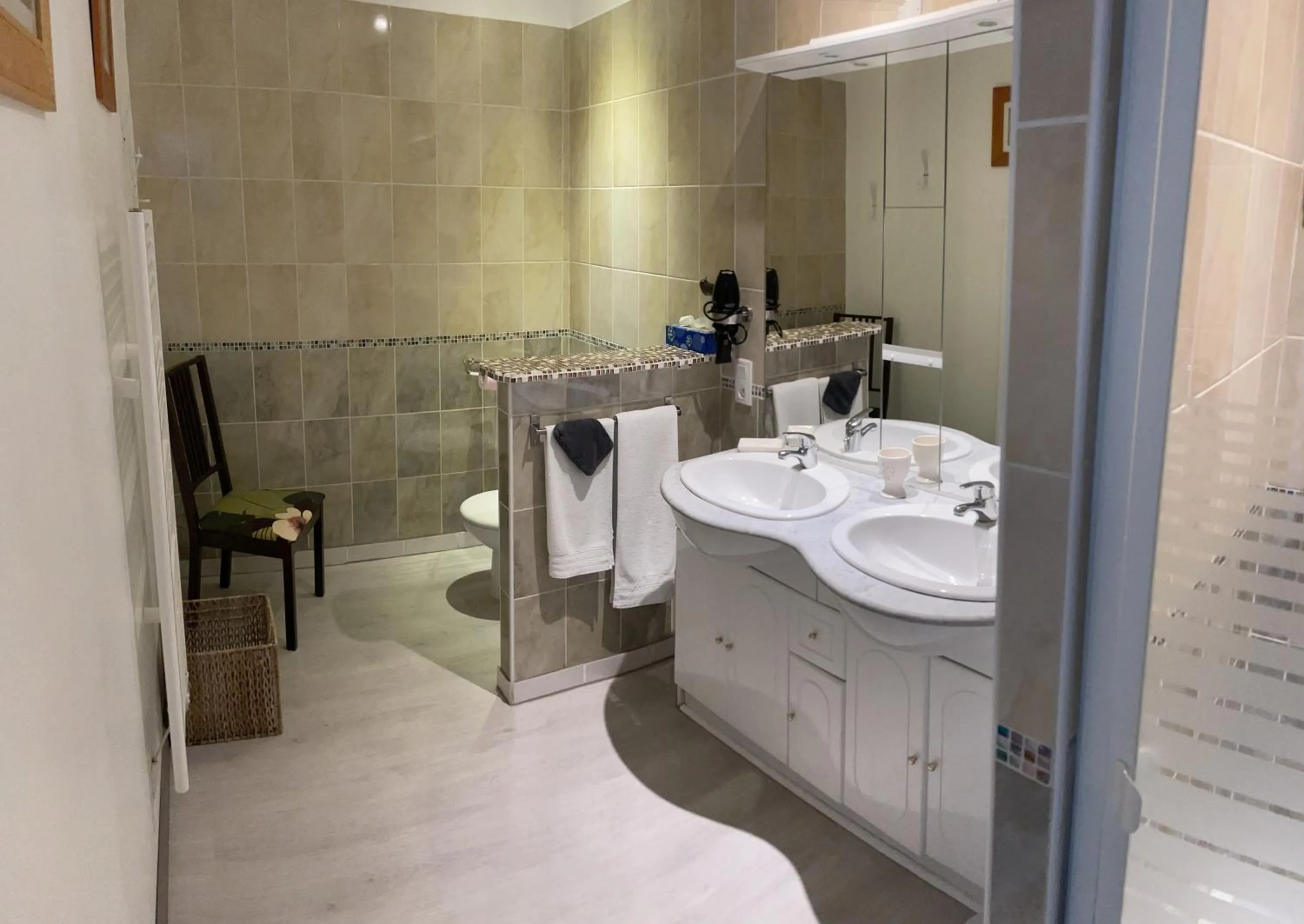 Bathroom in Le Logis d'ANTIGNY