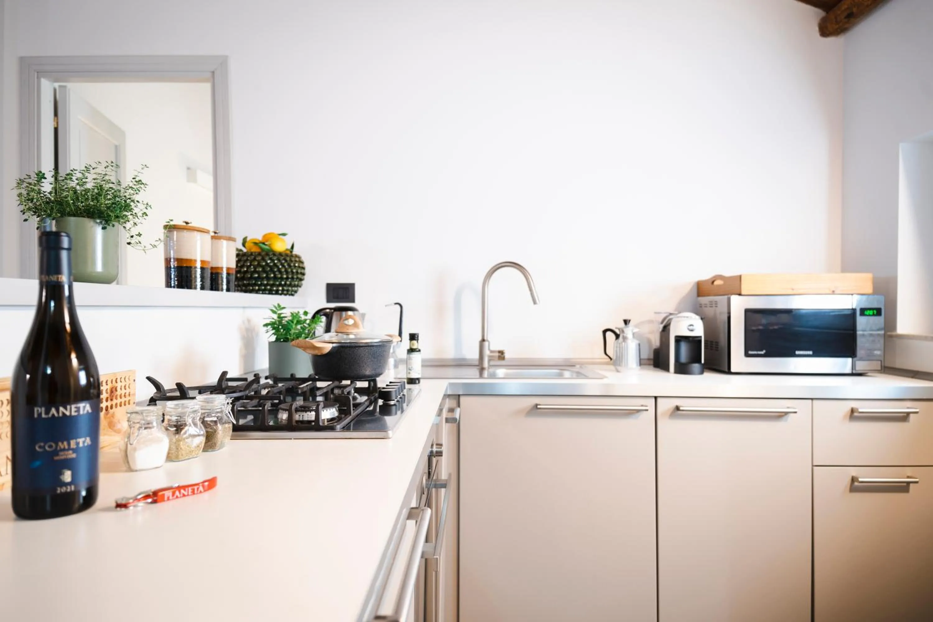 Kitchen or kitchenette in Palazzo Planeta