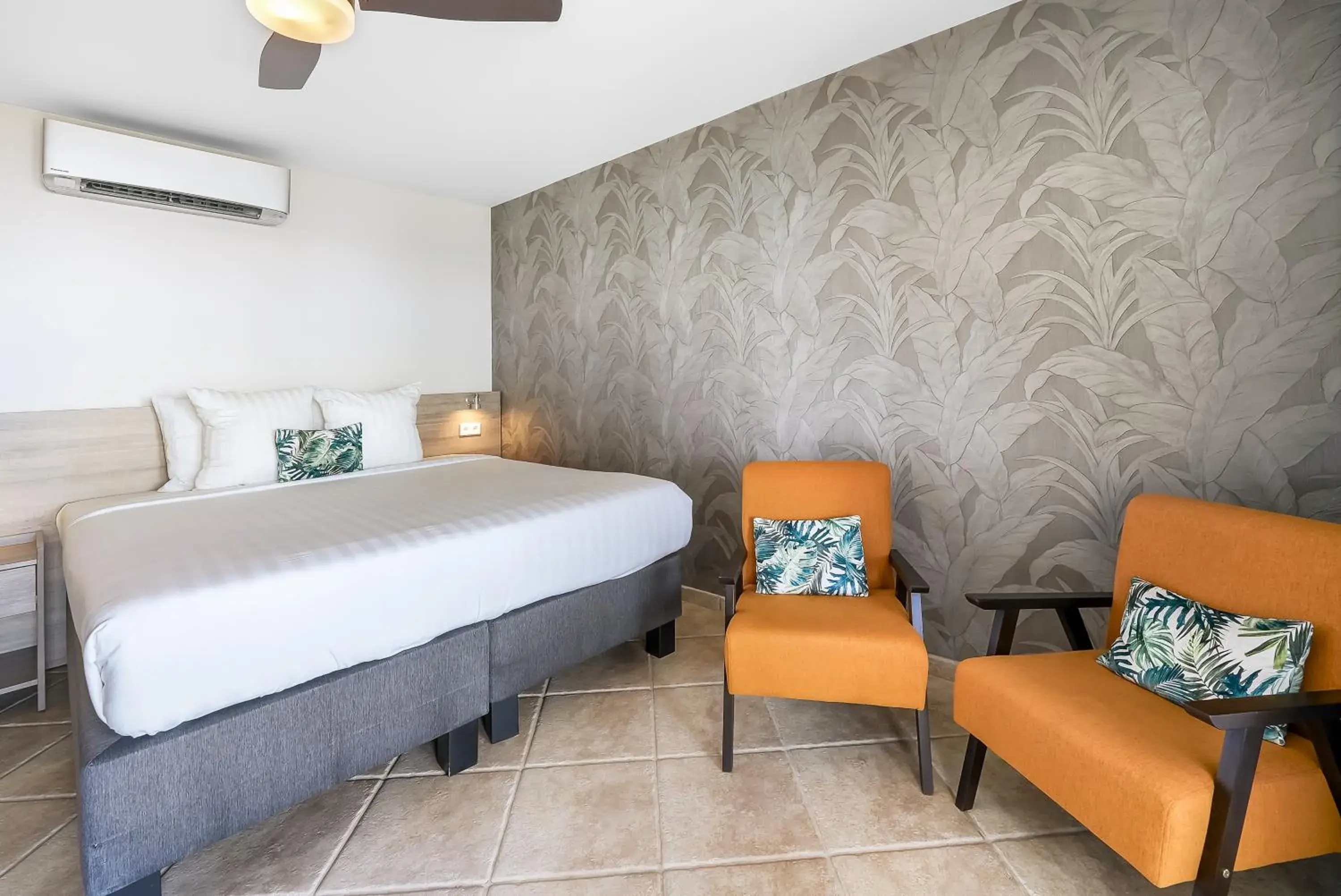 Ocean Front Room in LionsDive Beach Resort Ocean Front Room in LionsDive Beach Resort