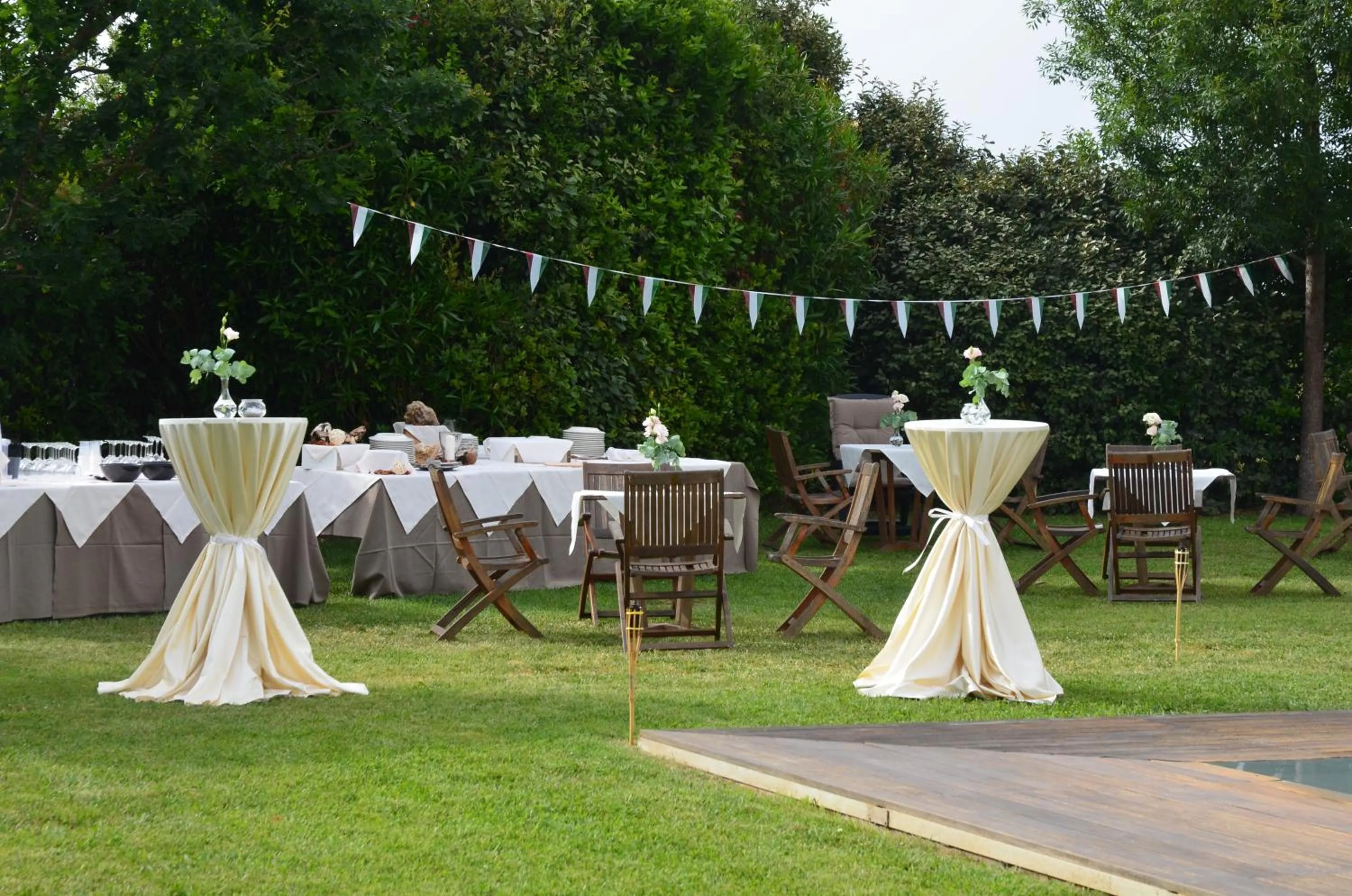 Swimming pool in B&B Borgo di Pratavecchie