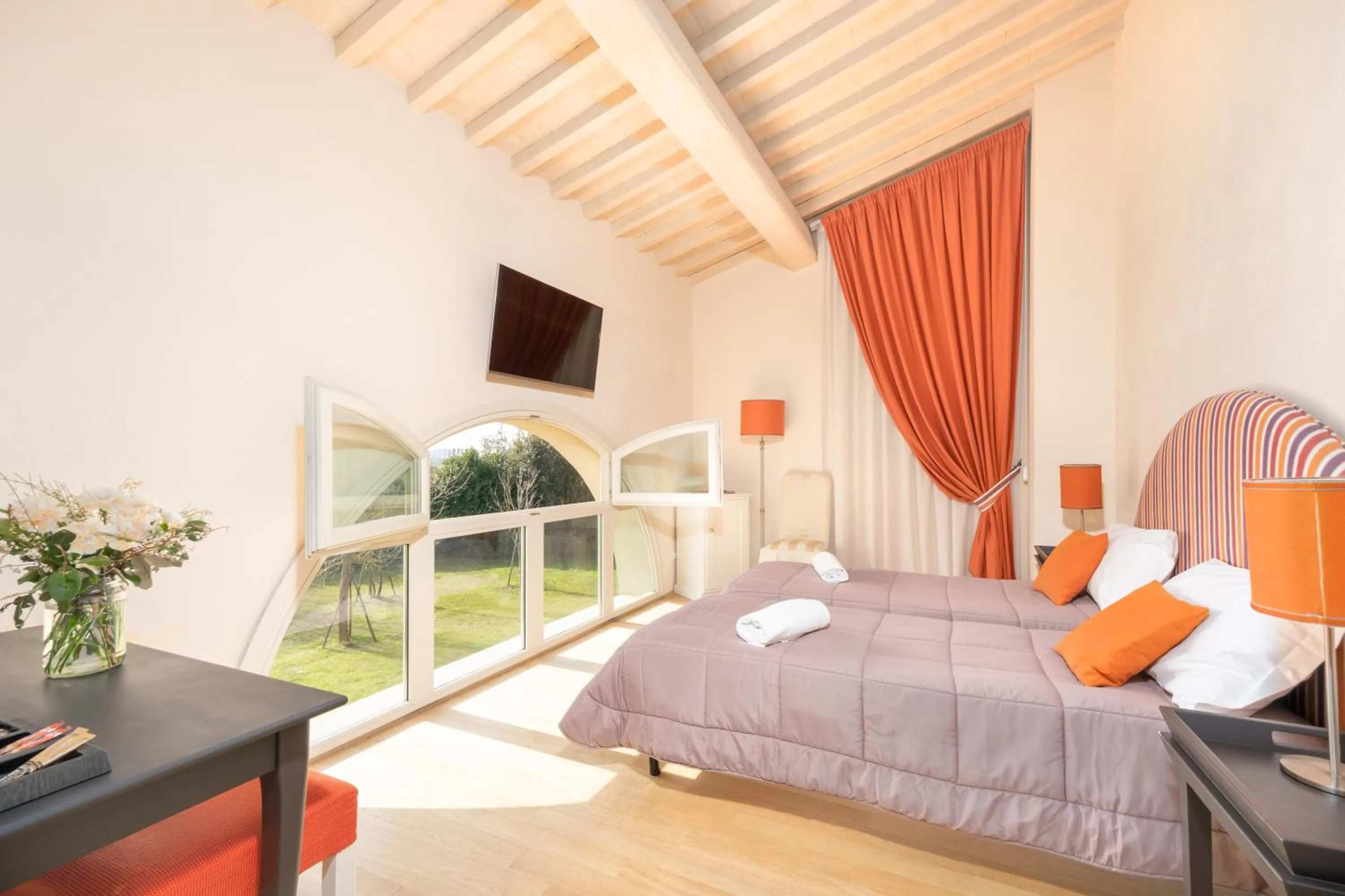 TV and multimedia, Bed in B&B Borgo di Pratavecchie