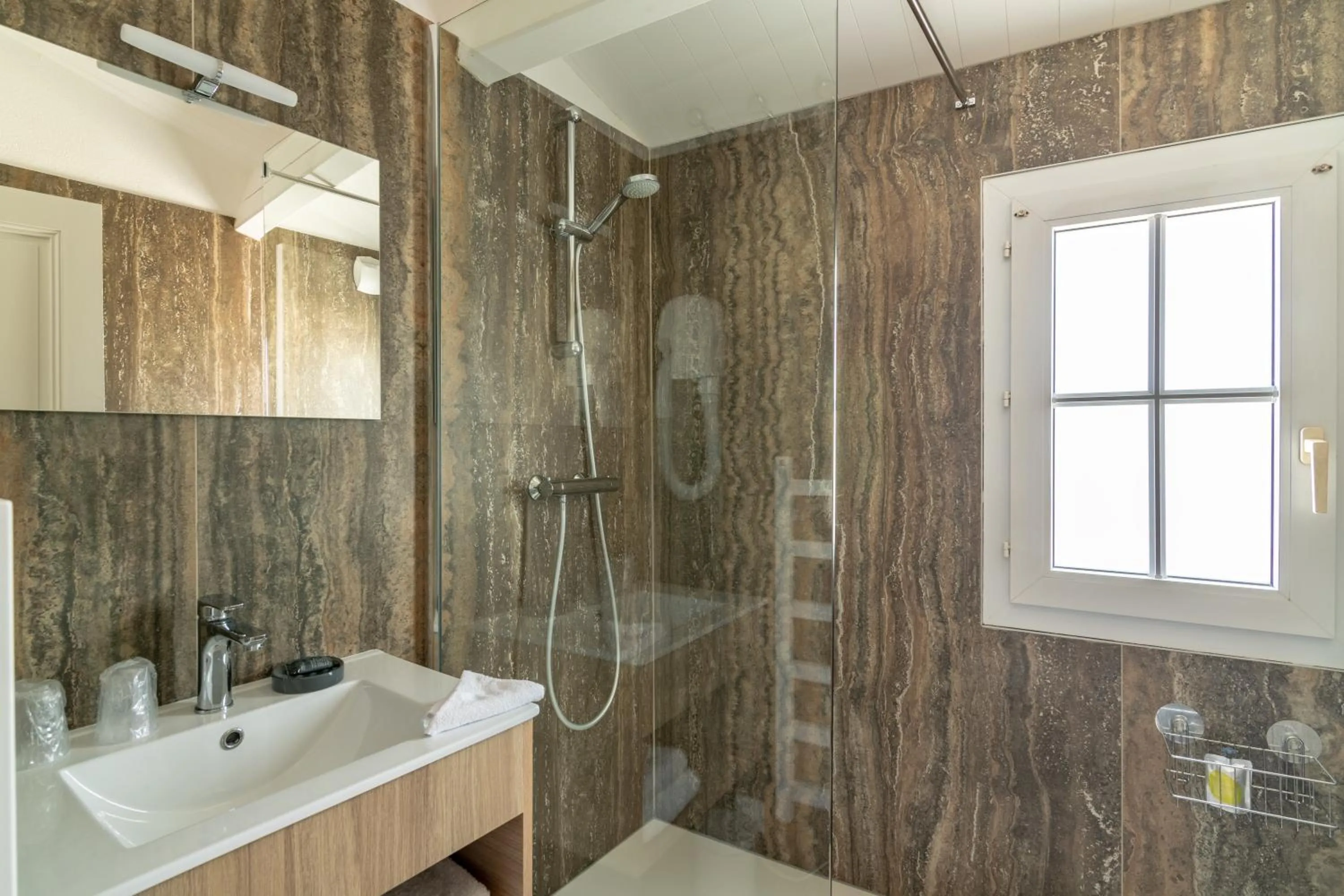 Shower in Le Clos Du GALION - Ile de Ré