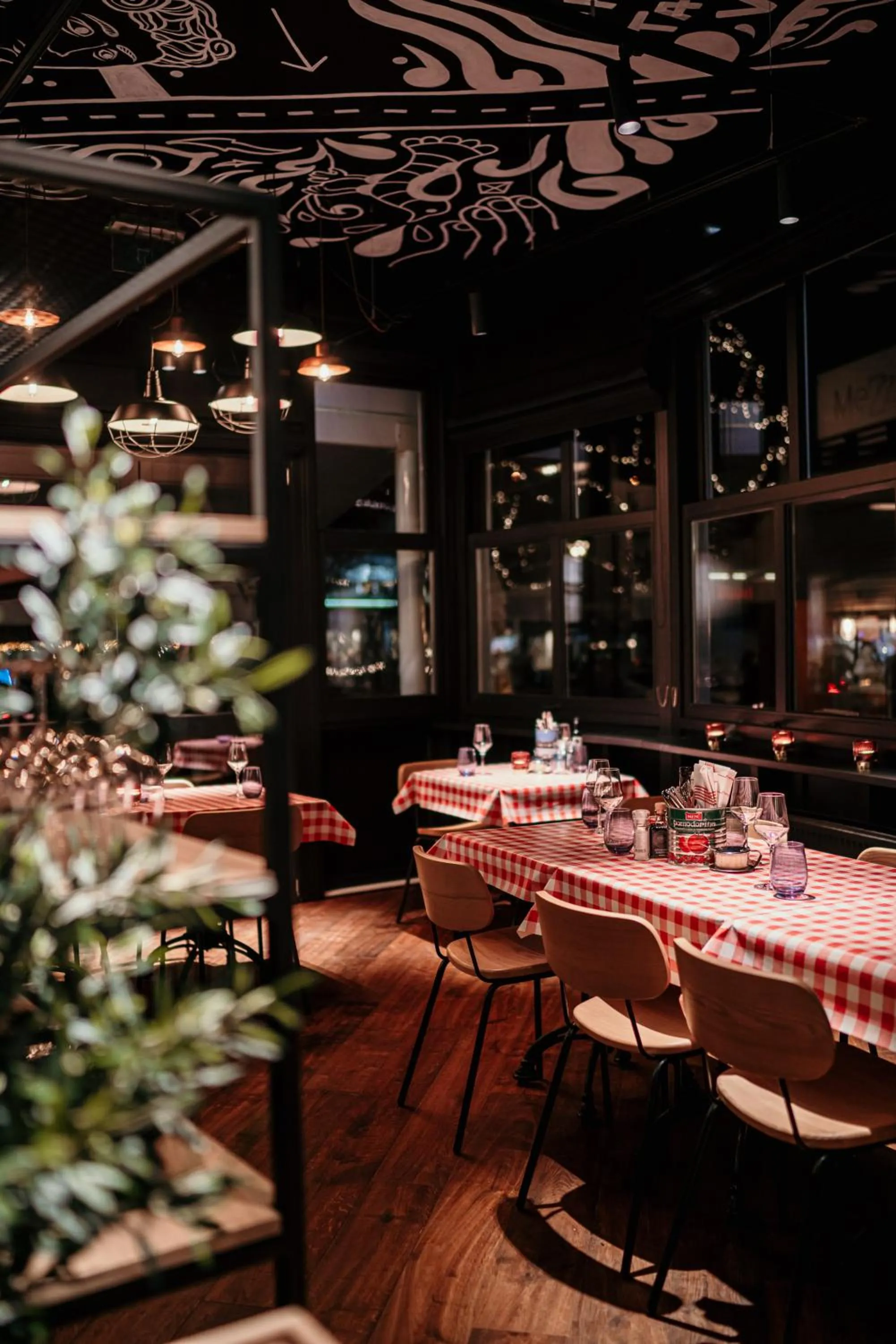 Restaurant/places to eat in Hotel Saint-Amour