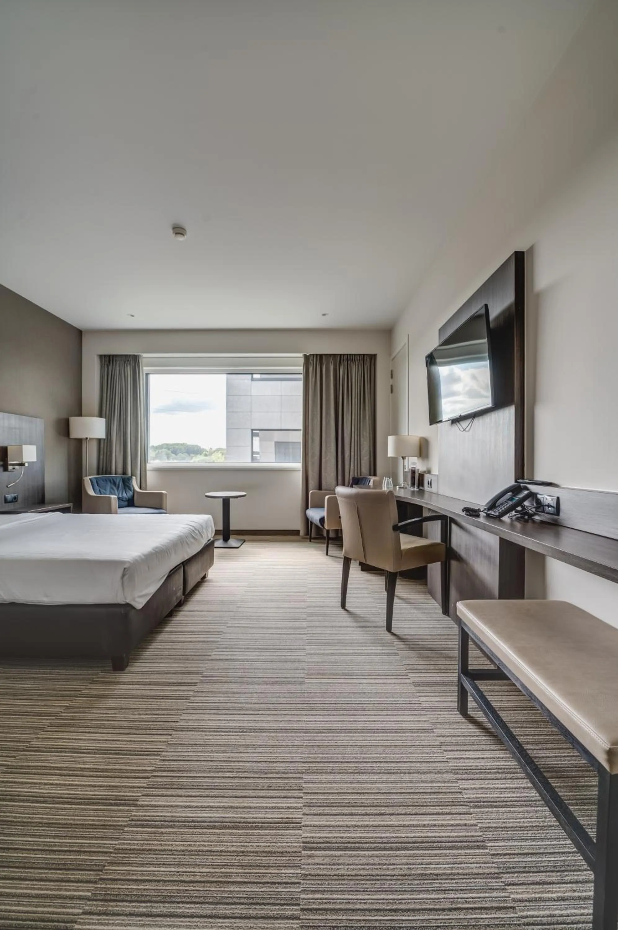 Bed in Mezzo Hotel & Business