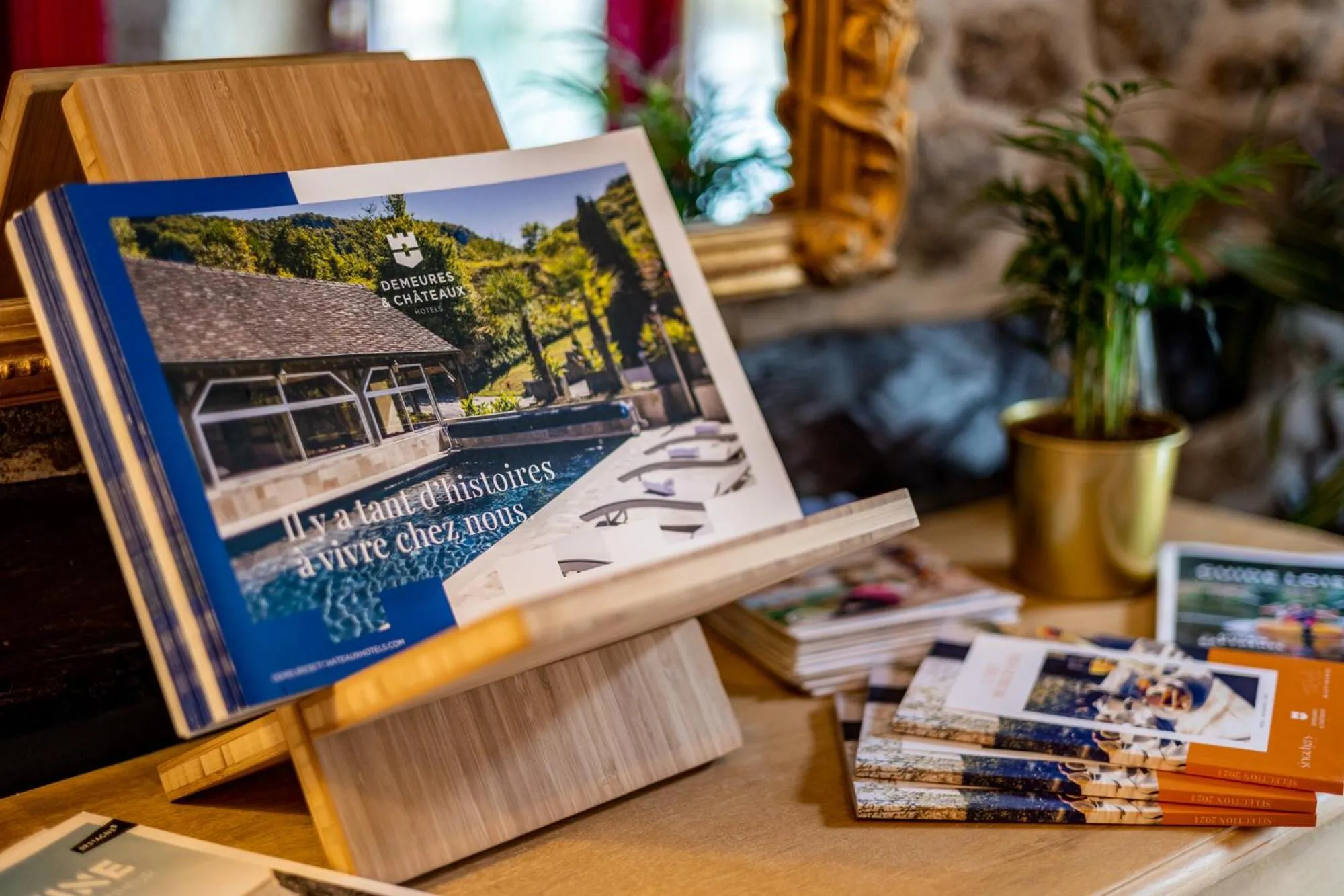 Lobby or reception in Demeures & Châteaux - Hôtel de la porte Saint-Malo - DINAN