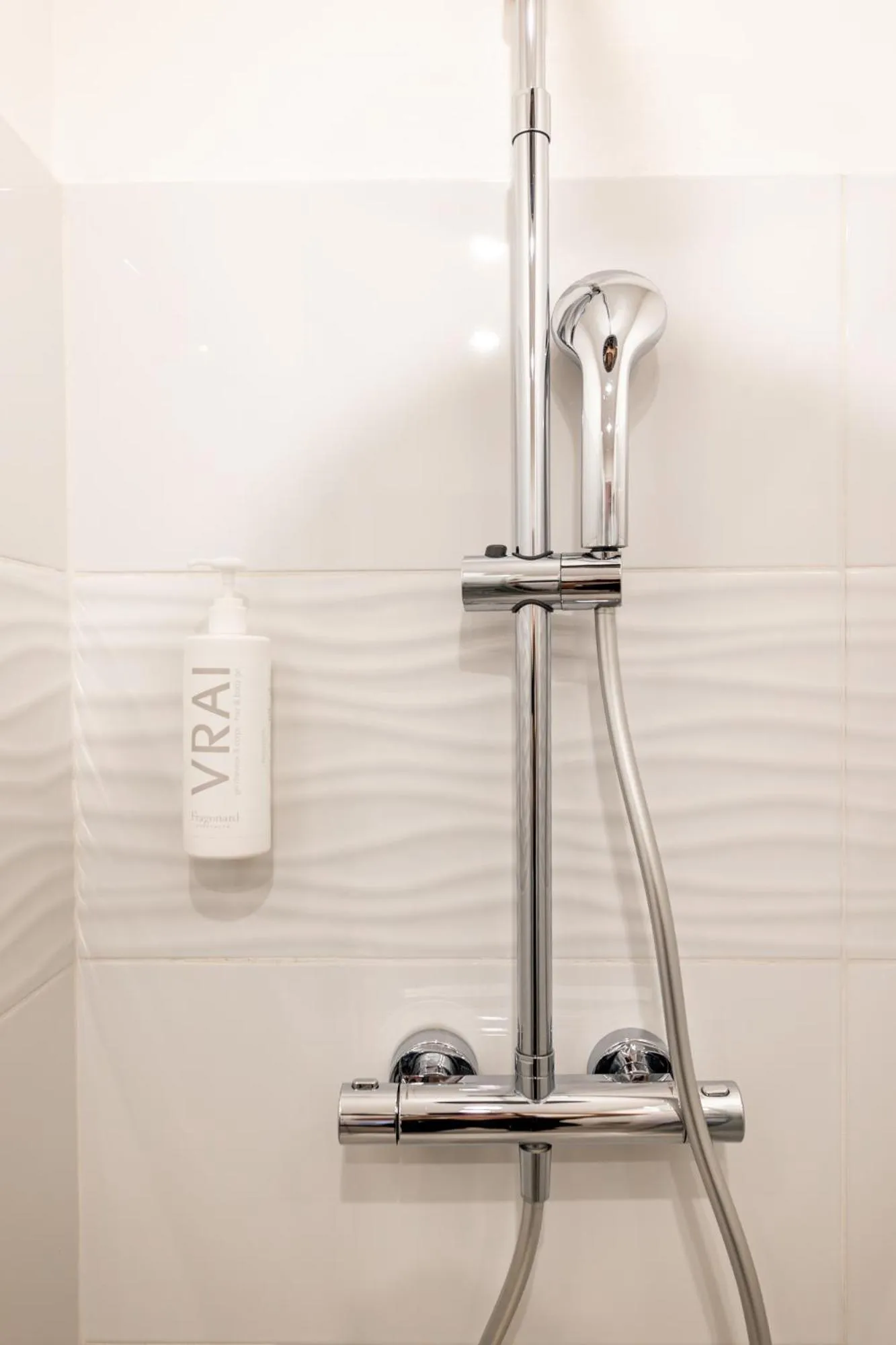 Bathroom in Demeures & Châteaux - Hôtel de la porte Saint-Malo - DINAN