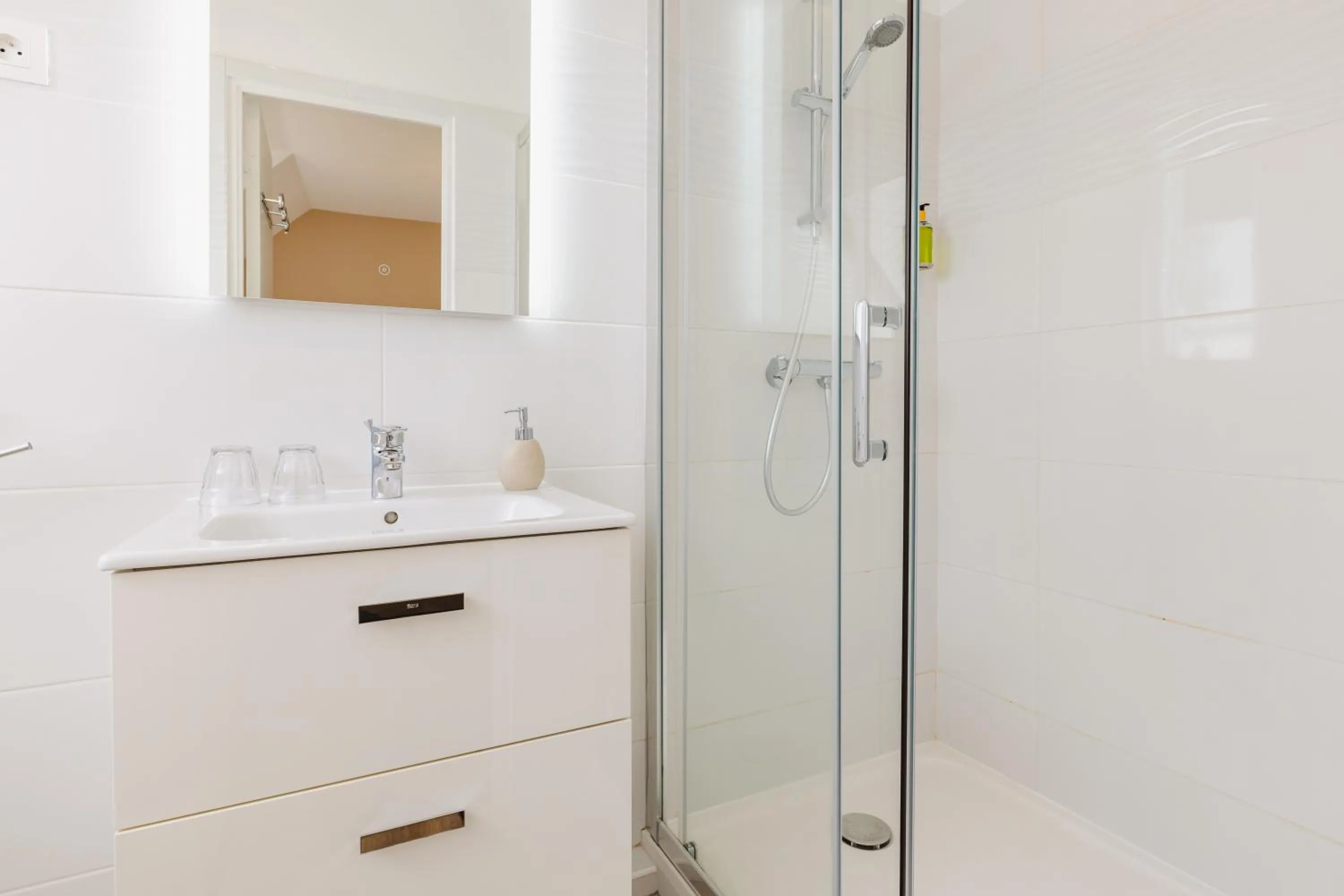 Shower in Demeures & Châteaux - Hôtel de la porte Saint-Malo - DINAN