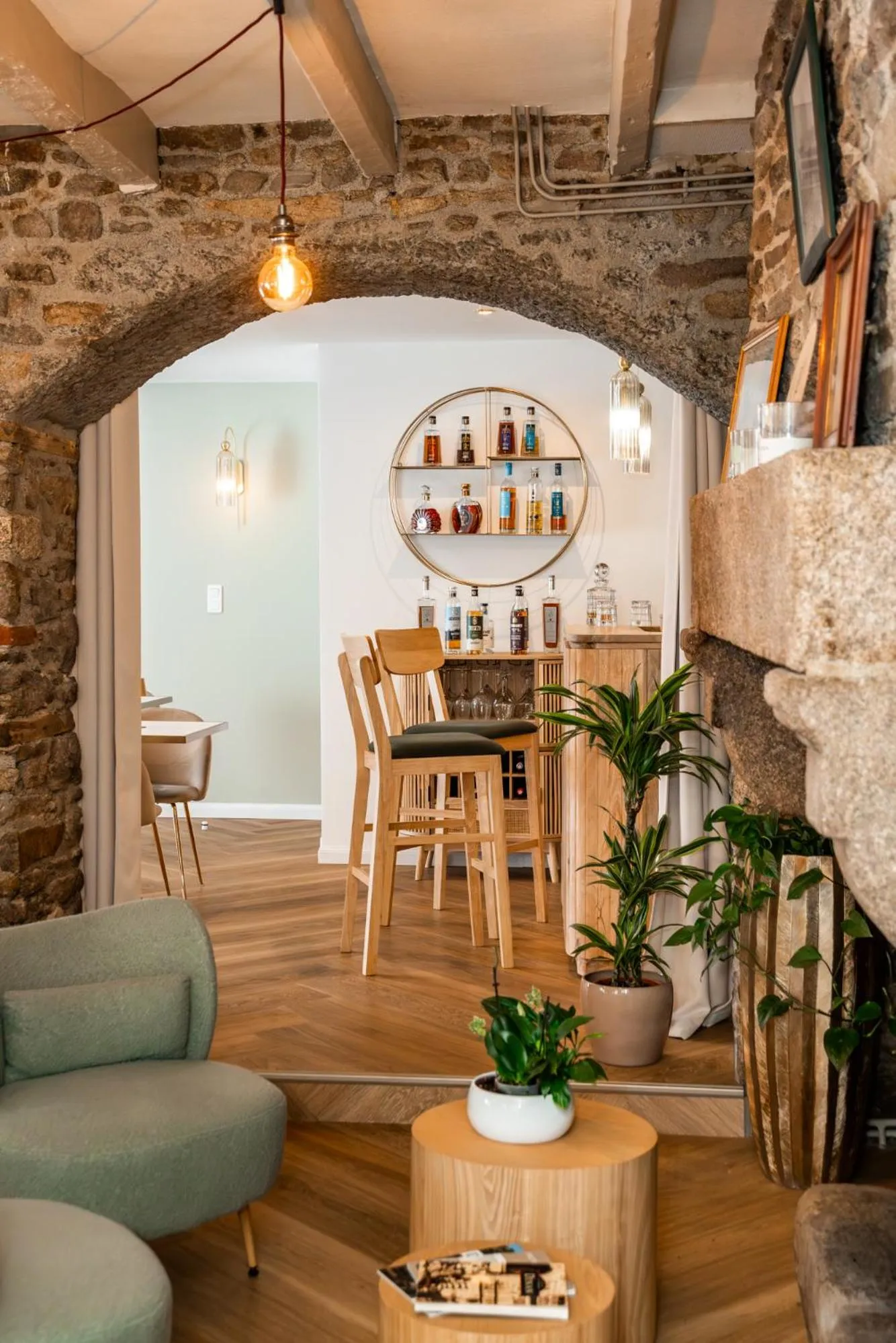 Living room in Demeures & Châteaux - Hôtel de la porte Saint-Malo - DINAN