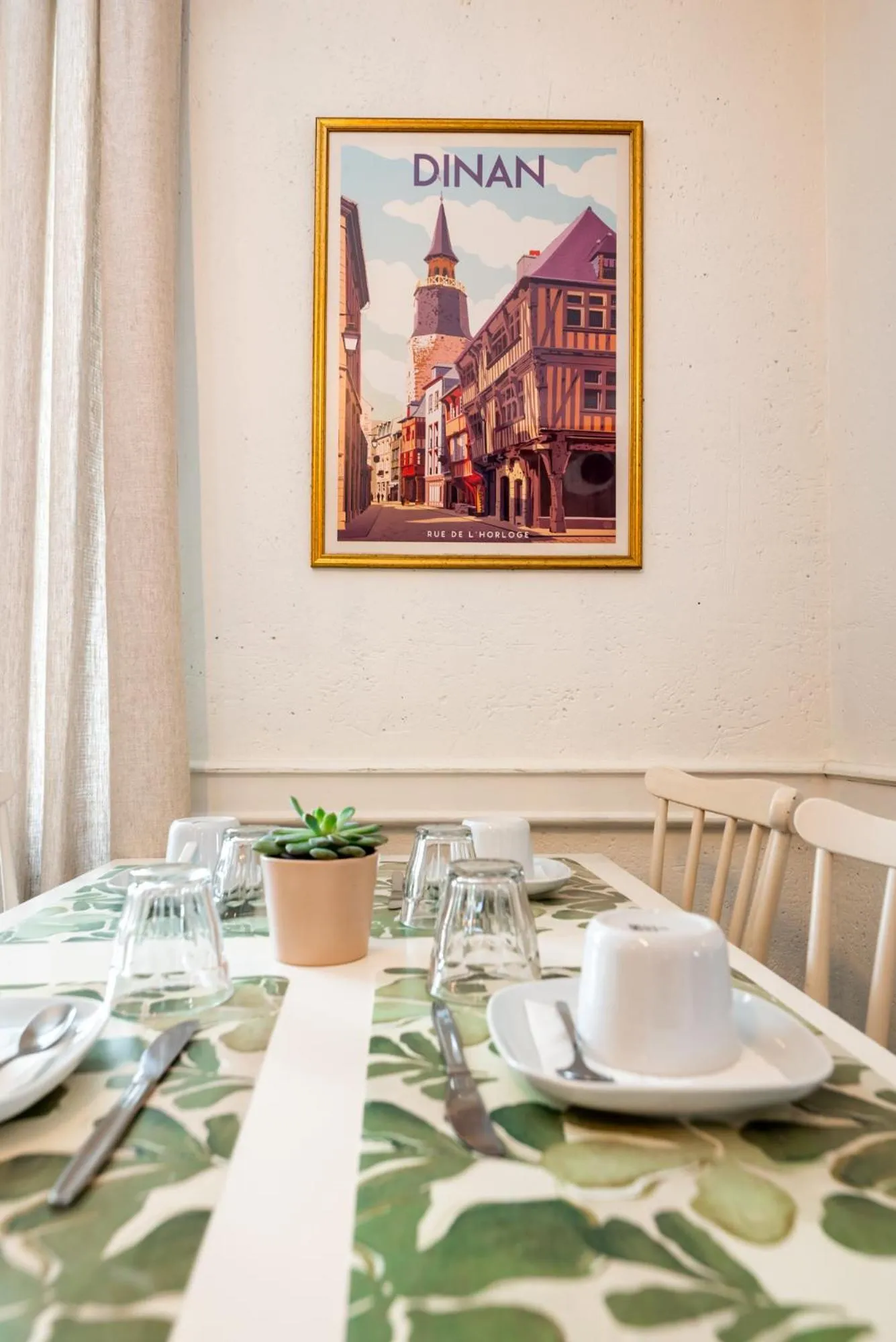 Food and drinks in Demeures & Châteaux - Hôtel de la porte Saint-Malo - DINAN