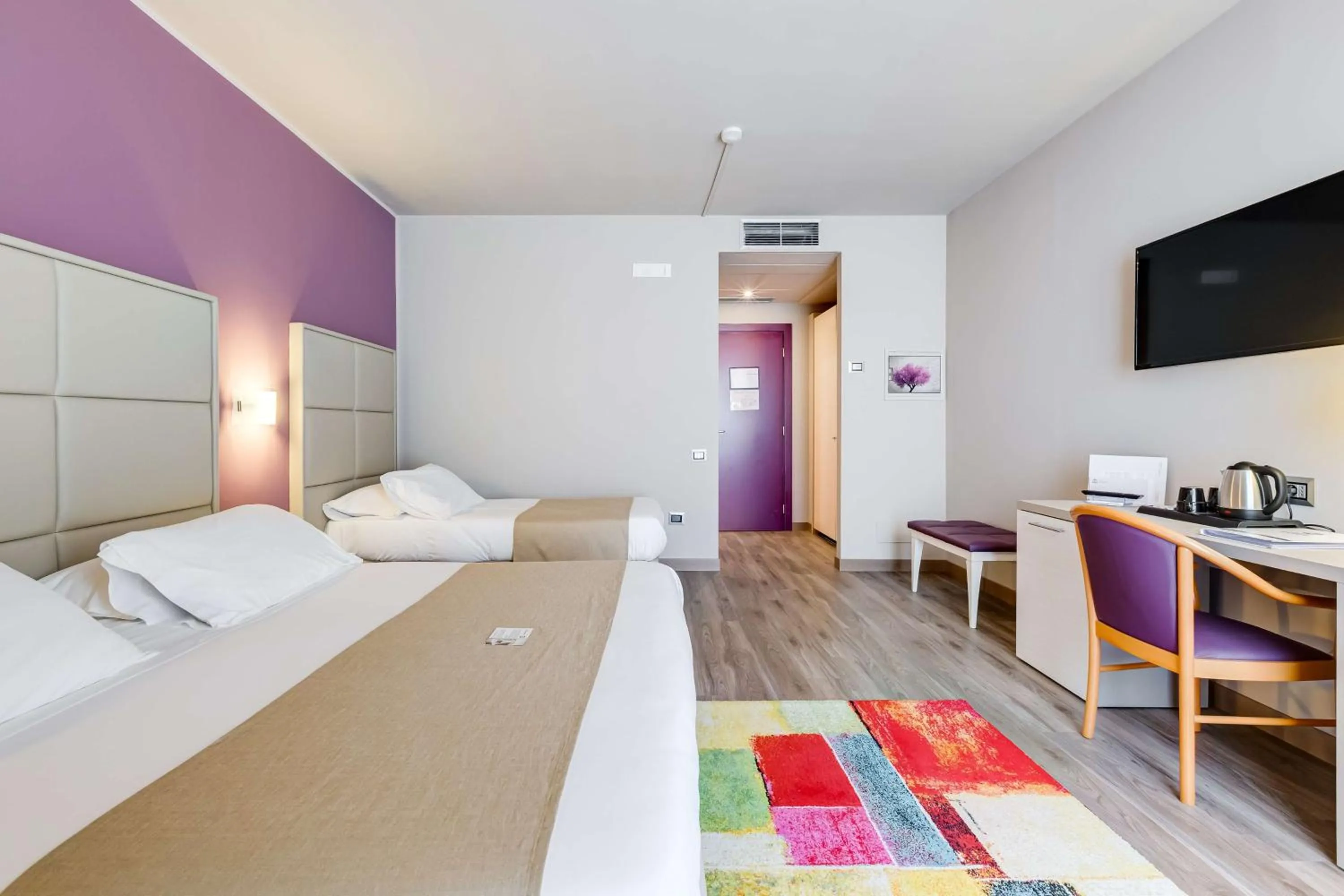 Photo of the whole room, Bed in Best Western Hotel Imperiale