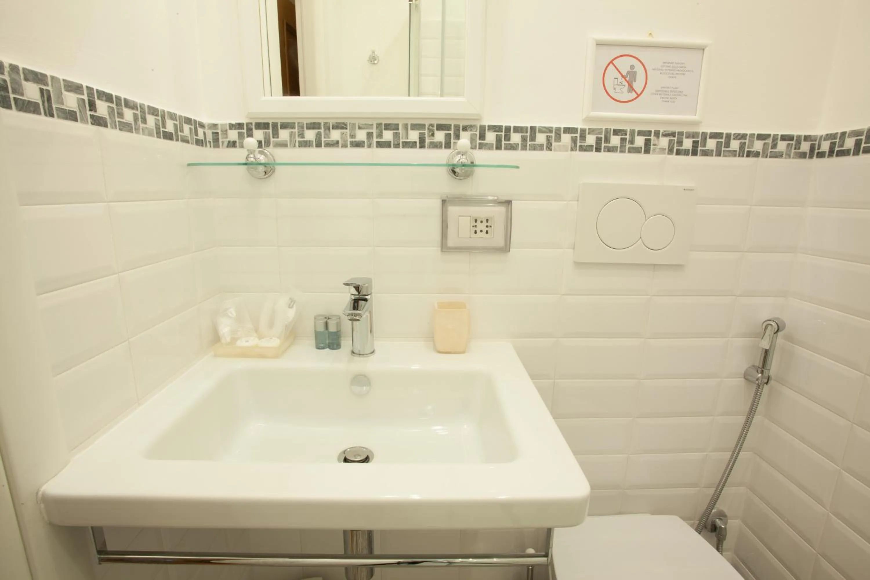 Bathroom in InnsideRome