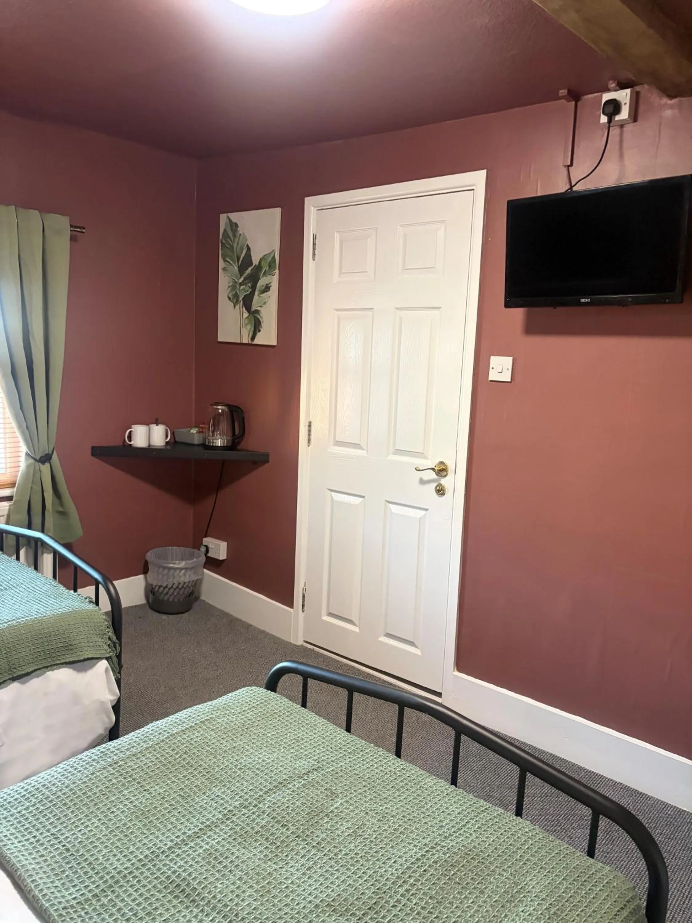 Bed in The Black Swan Inn