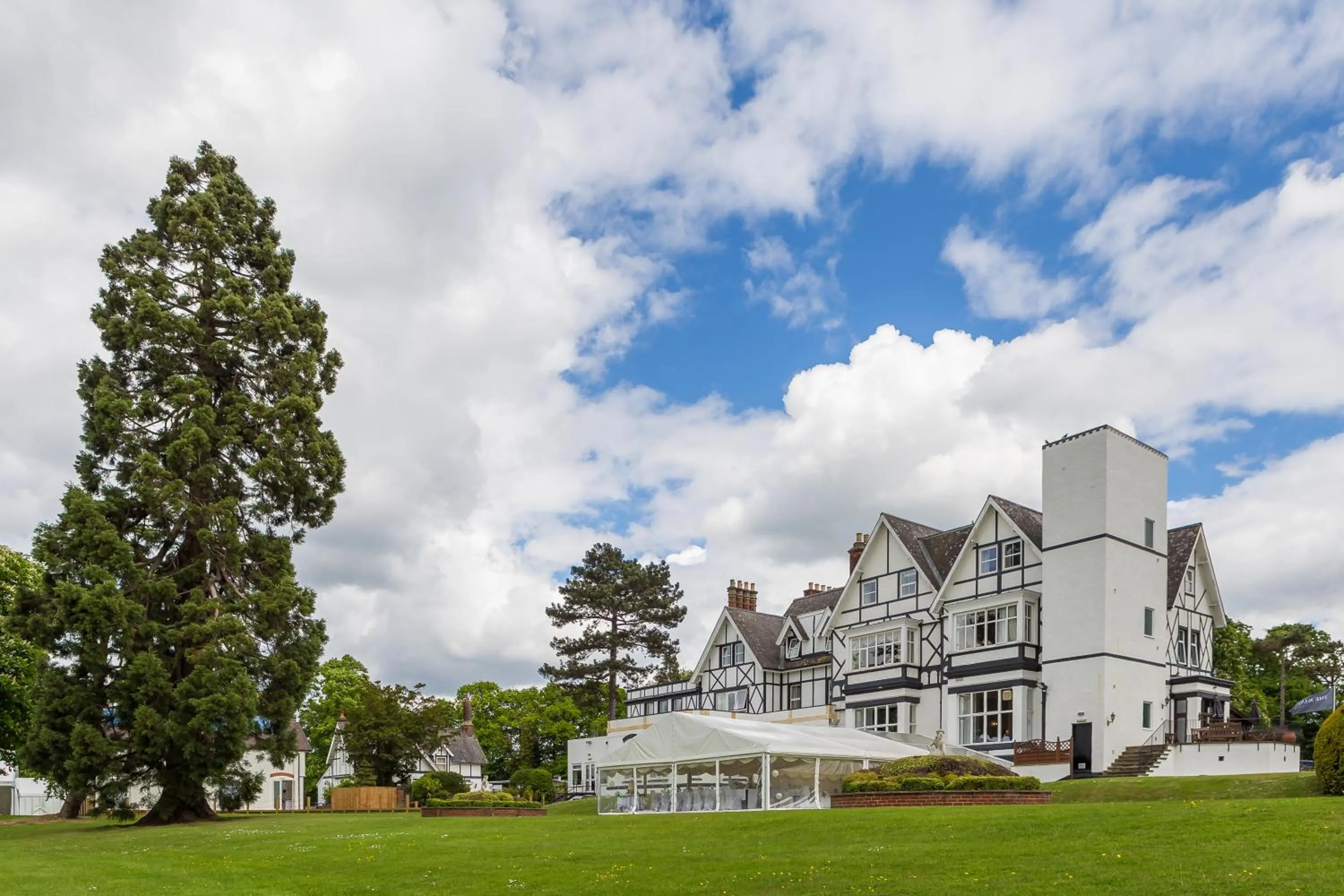 Facade/entrance in The Manor at Bickley