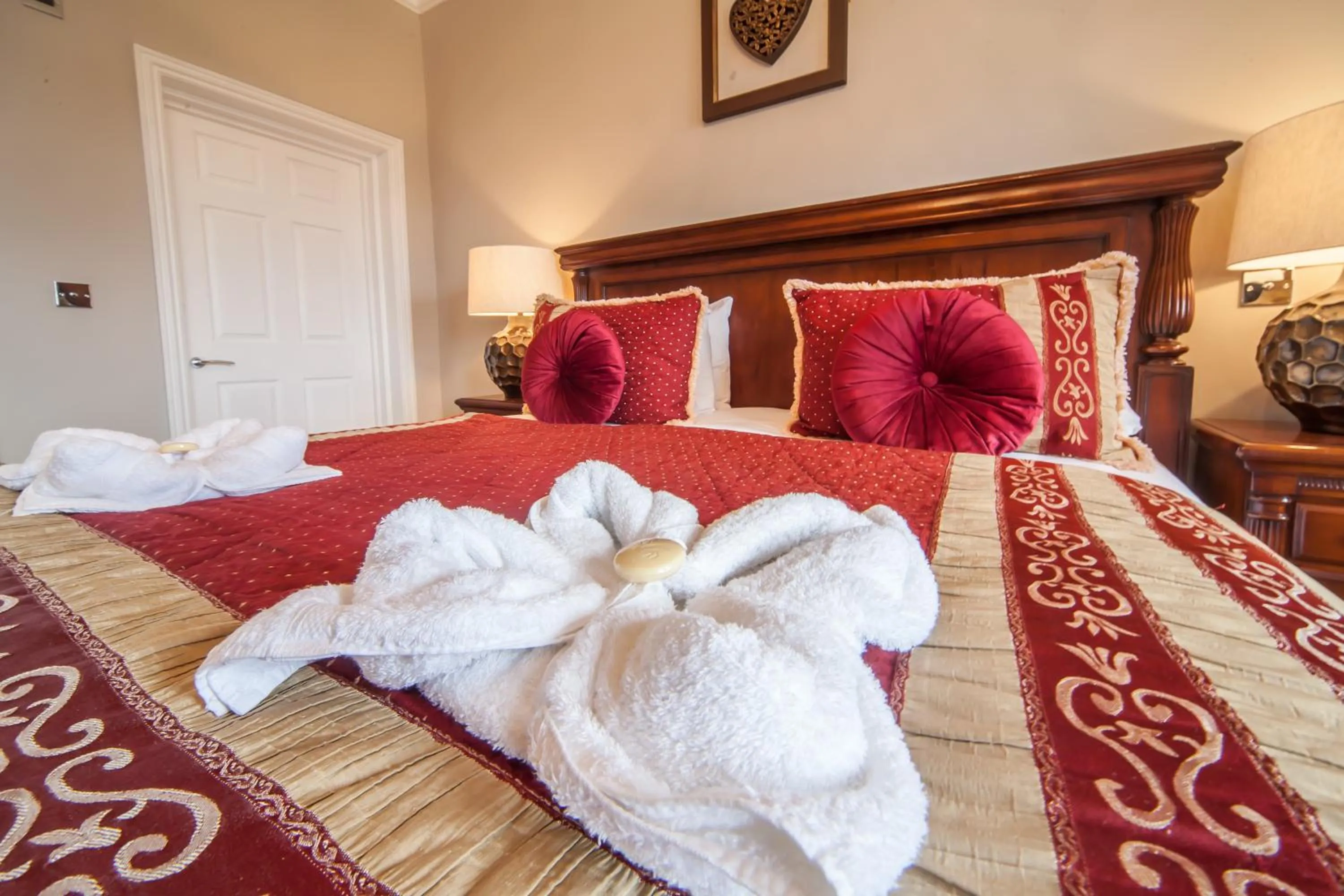 Bedroom, Bed in The Manor at Bickley