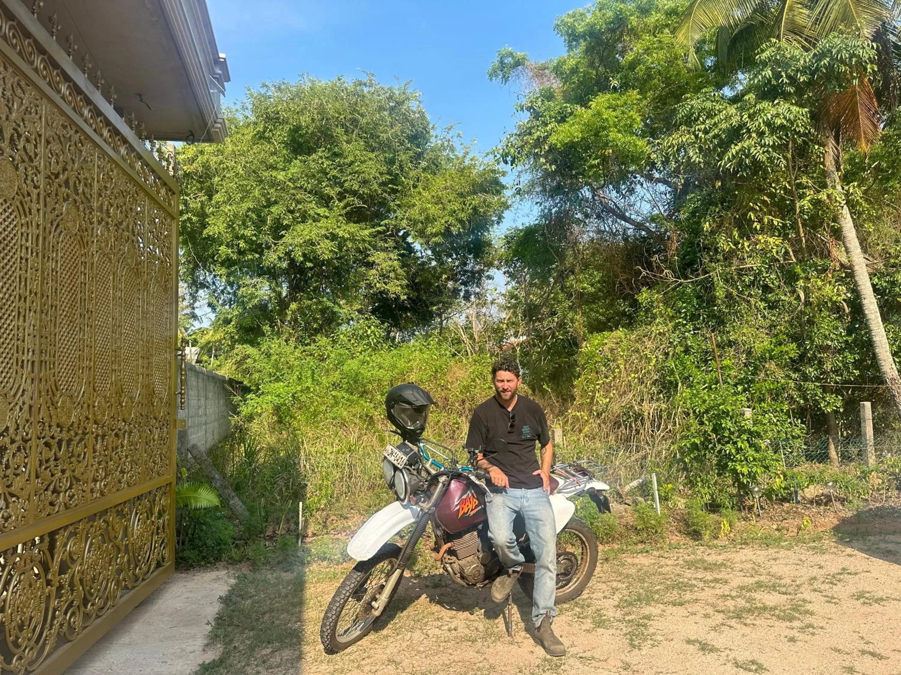 St CLAIRE'S GREEN Negombo Hotel & Hostels