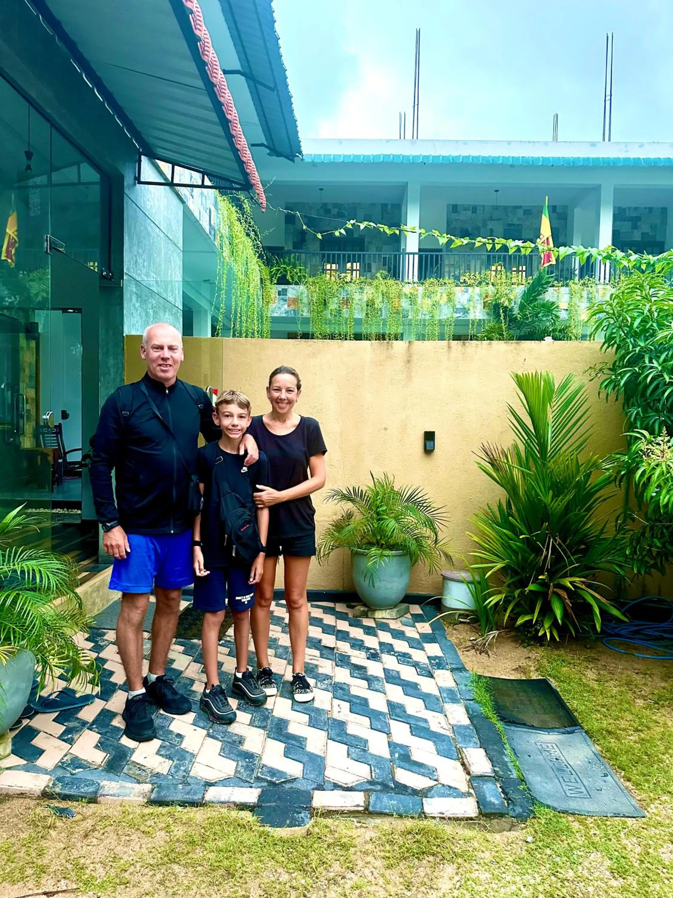 St CLAIRE'S GREEN Negombo Hotel & Hostels