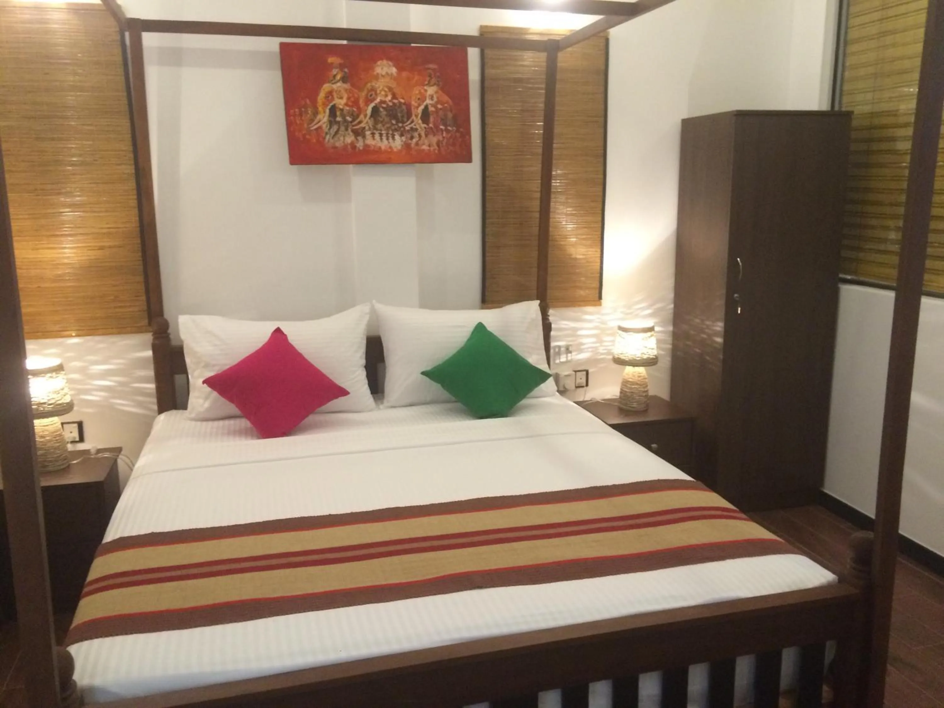 Bed in St CLAIRE'S GREEN Negombo Hotel & Hostels