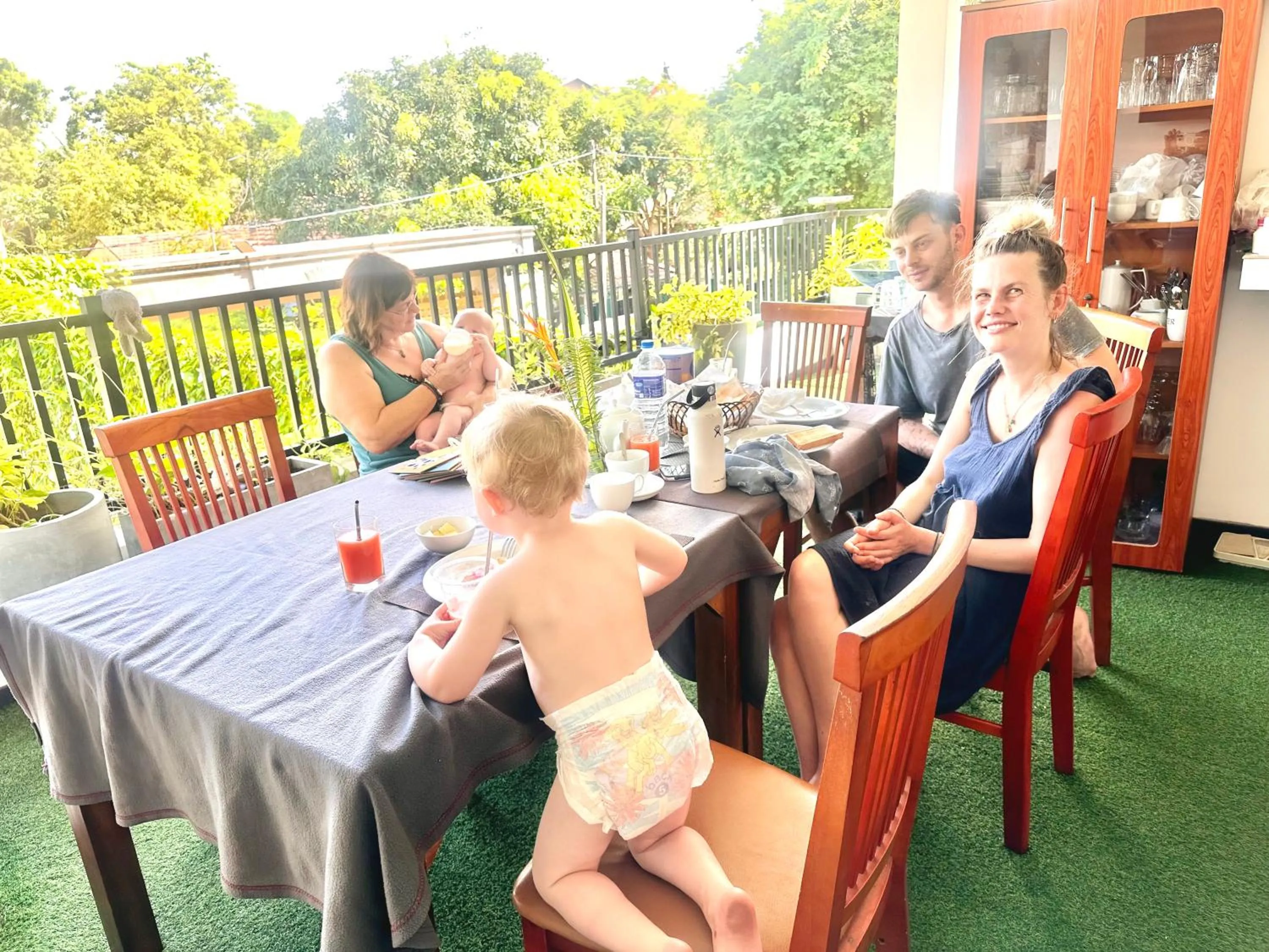 St CLAIRE'S GREEN Negombo Hotel & Hostels