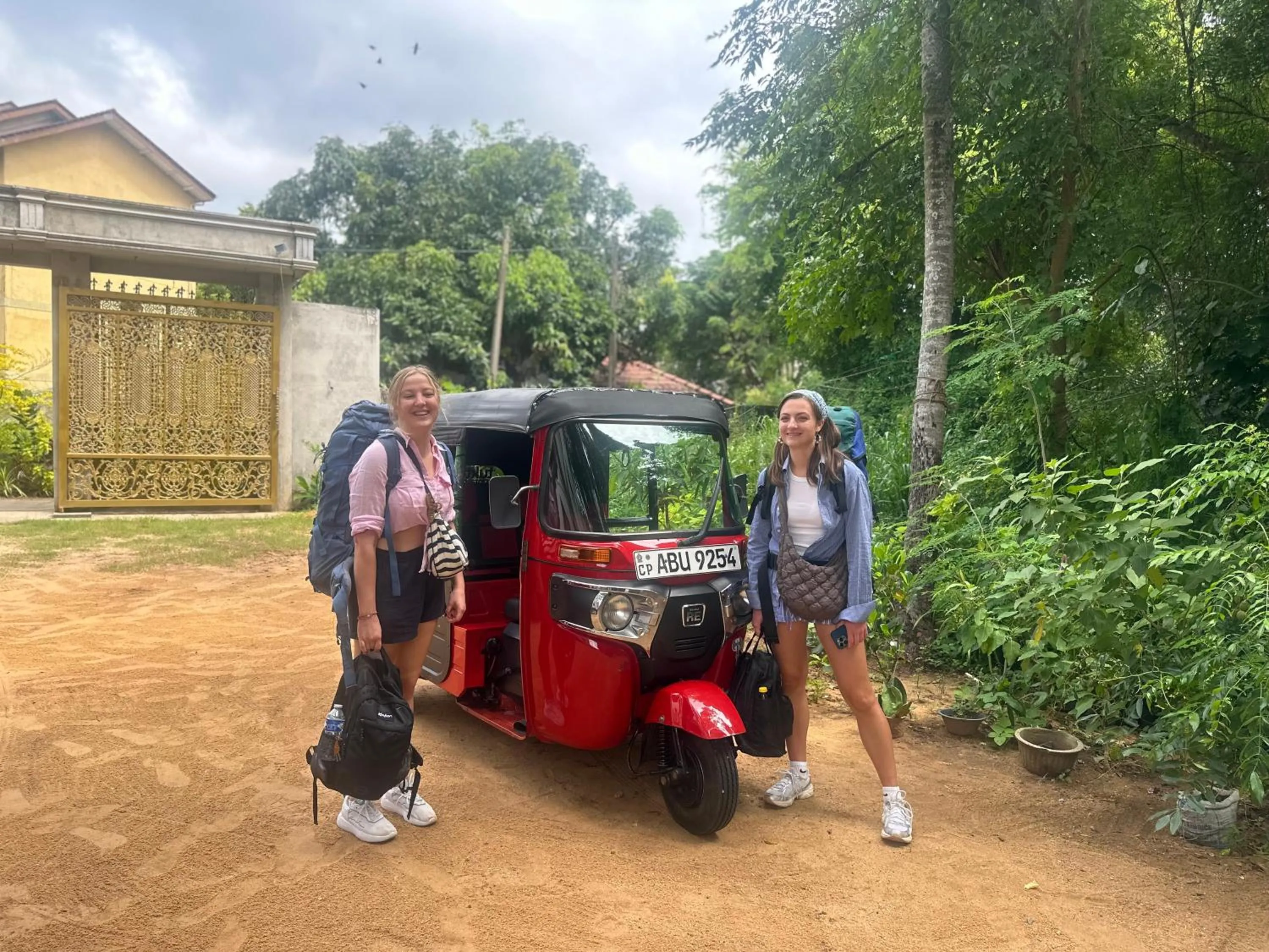 St CLAIRE'S GREEN Negombo Hotel & Hostels