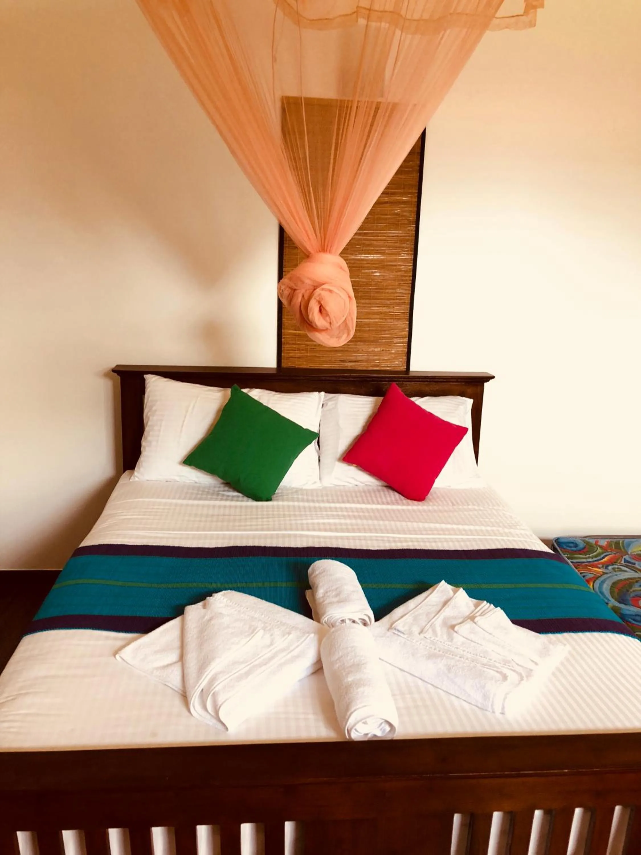 Bedroom, Bed in St CLAIRE'S GREEN Negombo Hotel & Hostels