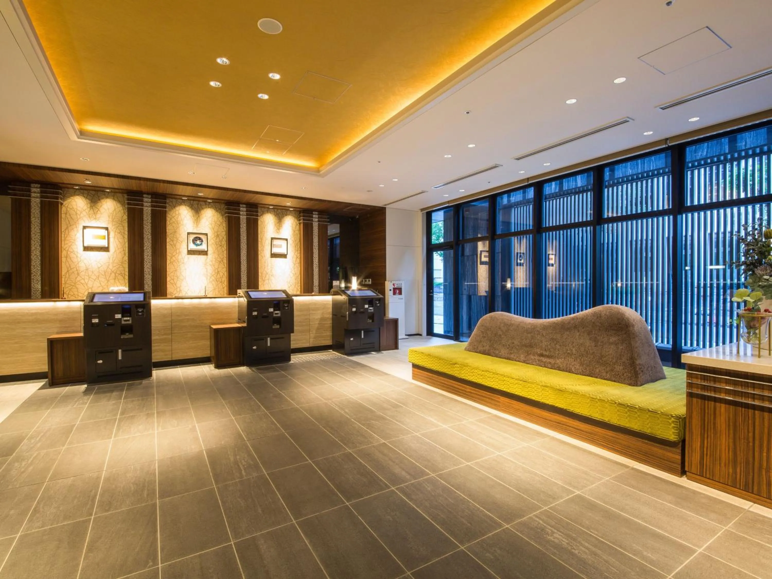 Lobby or reception in Hotel Keihan Yodoyabashi