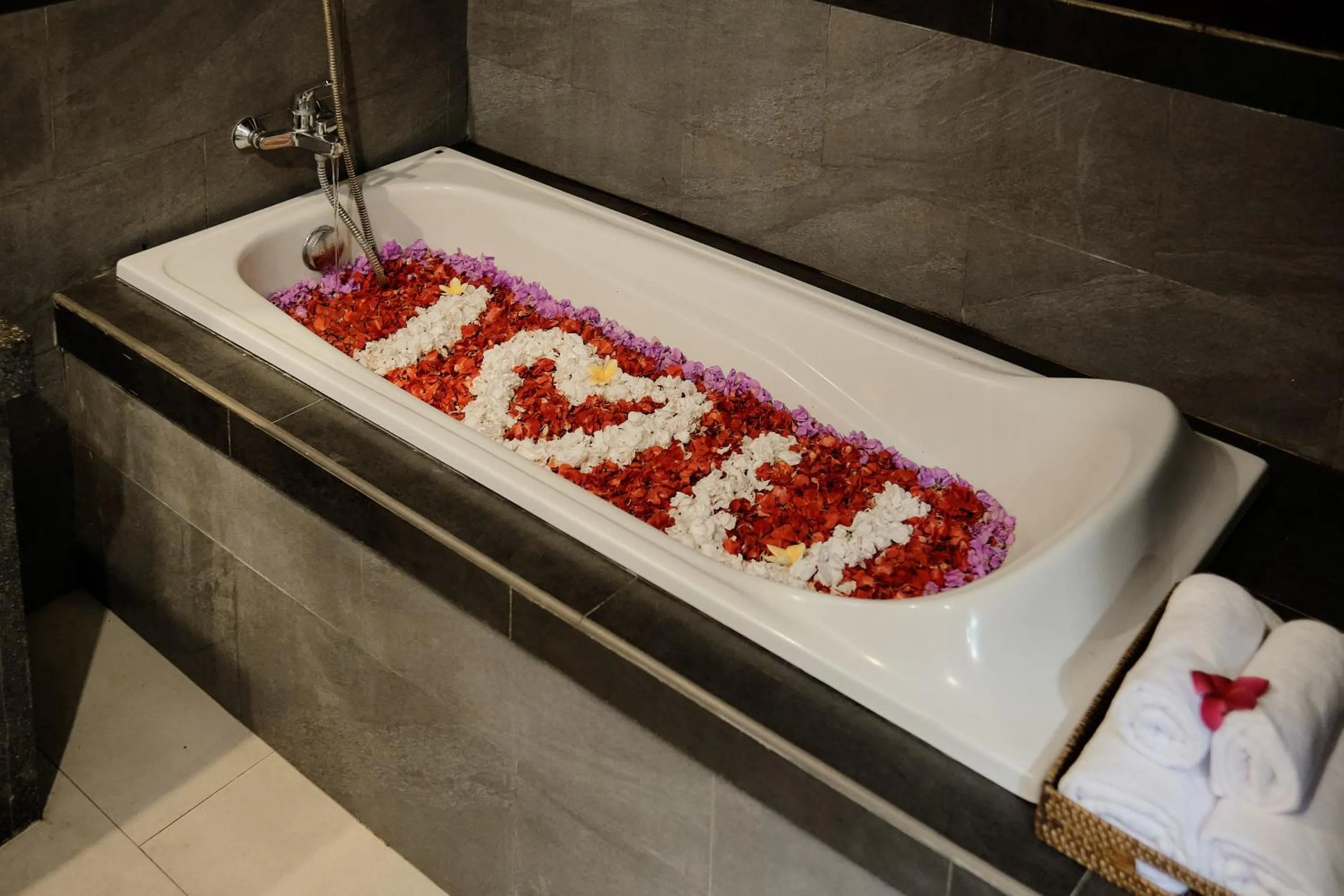 Shower in Buana Tirta Ubud Villa